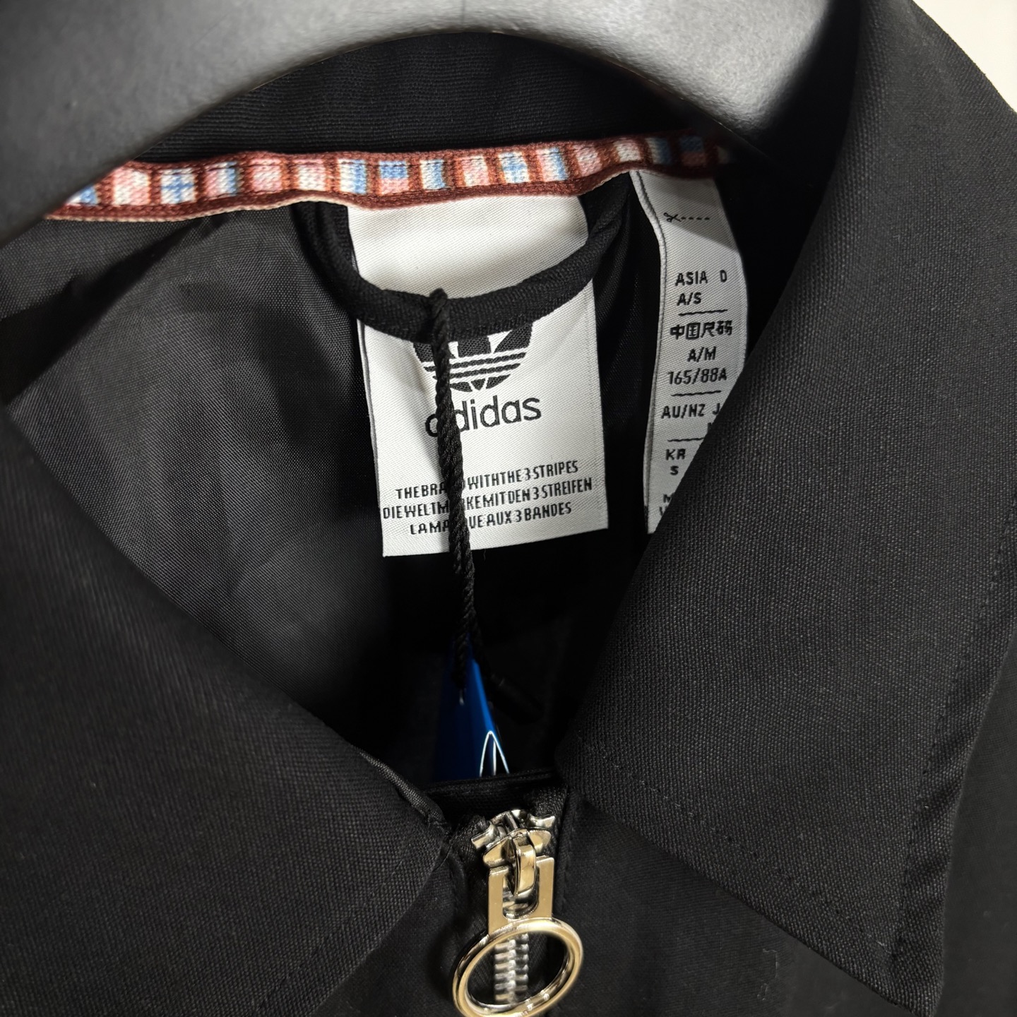 Adidas Apparel Overview: Quality Cotton, Zipper Designs, Core Values, Greater China Principles - 图片 4