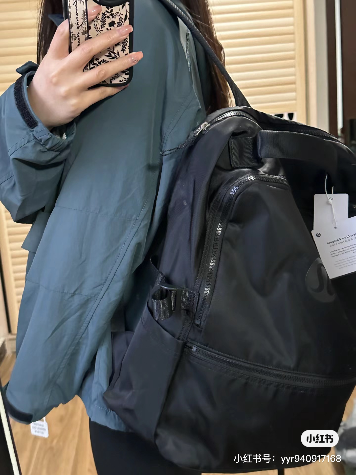 非常互联网码农的backpack 里三成外两层 分的干干净净 避免一个层乱七八糟乱塞 容量巨大 2
