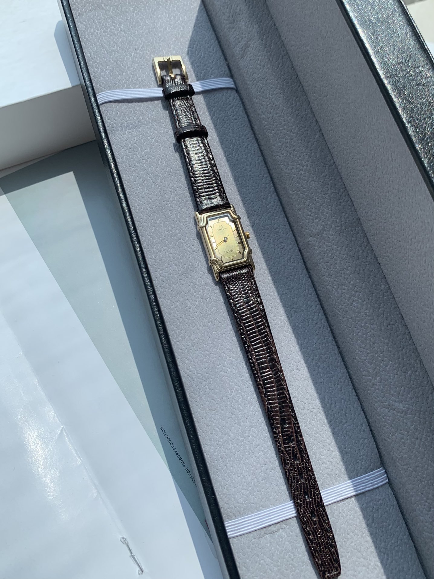 NO:157160,Batch OMEGA Pure Yuan Yuan Yuan Yuan Yuan Yuan Yuan Yuan Yuan Yuan Yuan Yuan This medieval Omega Butterfly Fei Little Girl watch watch that was not produced in the 1980s is about 16x20mm in diameter and has a small and cute shape. The square appearance is quite similar to a piece of likable Swiss candy. Not only is it playful!  An internal quartz movement is equipped with accurate movement, omega19860909批 OMEGA 欧米茄 纯原纯原纯原 这枚80年代未生产的中古欧米茄蝶飞小女表表径尺寸约16x20mm造型小巧可爱 方方正正的外观颇似一块讨喜的瑞士糖不仅外观俏皮！内部搭载一枚石英机芯 走时精准,,omega,Watch