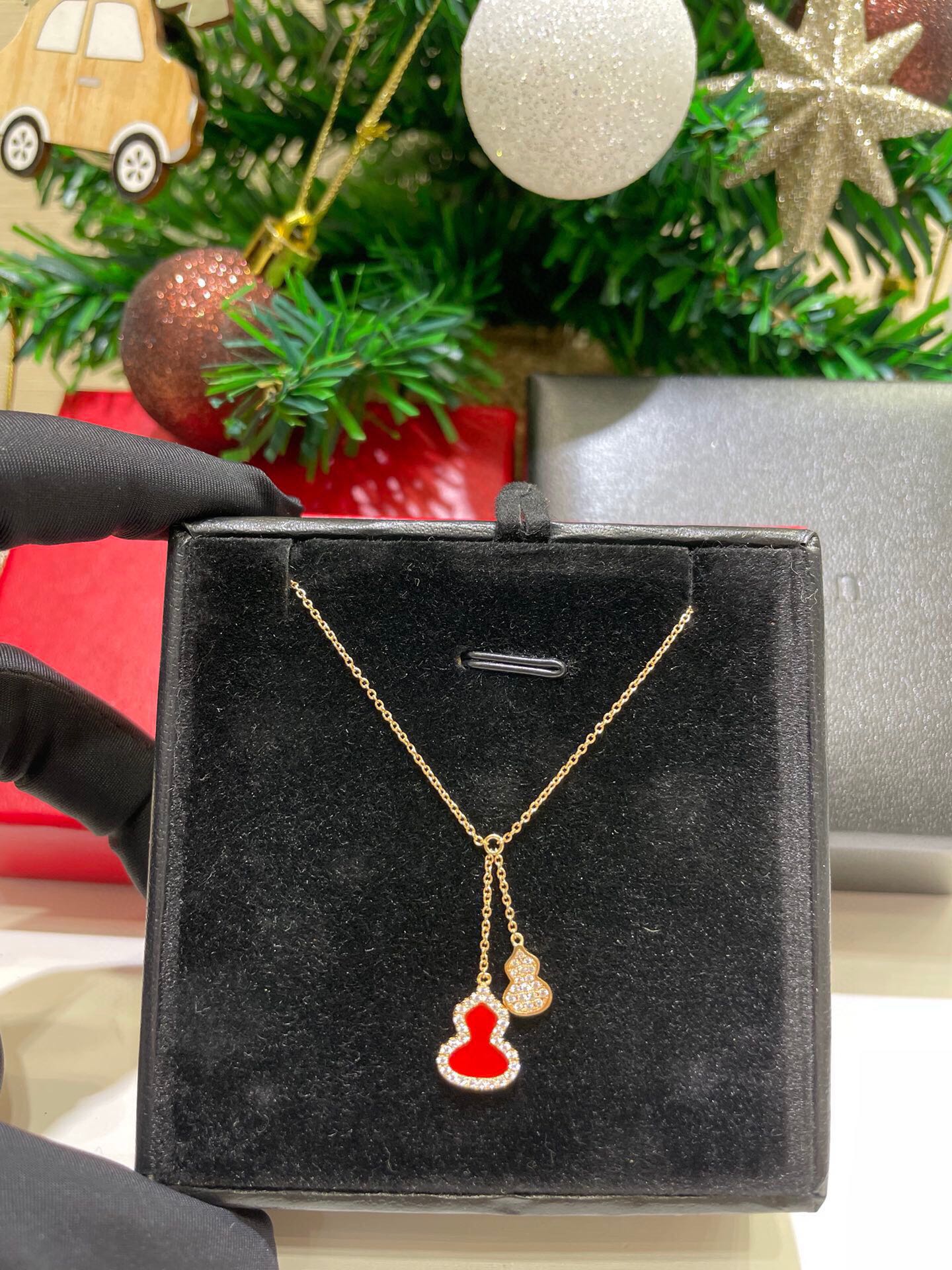 Louis Vuitton Haute Couture Haute Couture Fine Jewelry Necklace Bracelet 5