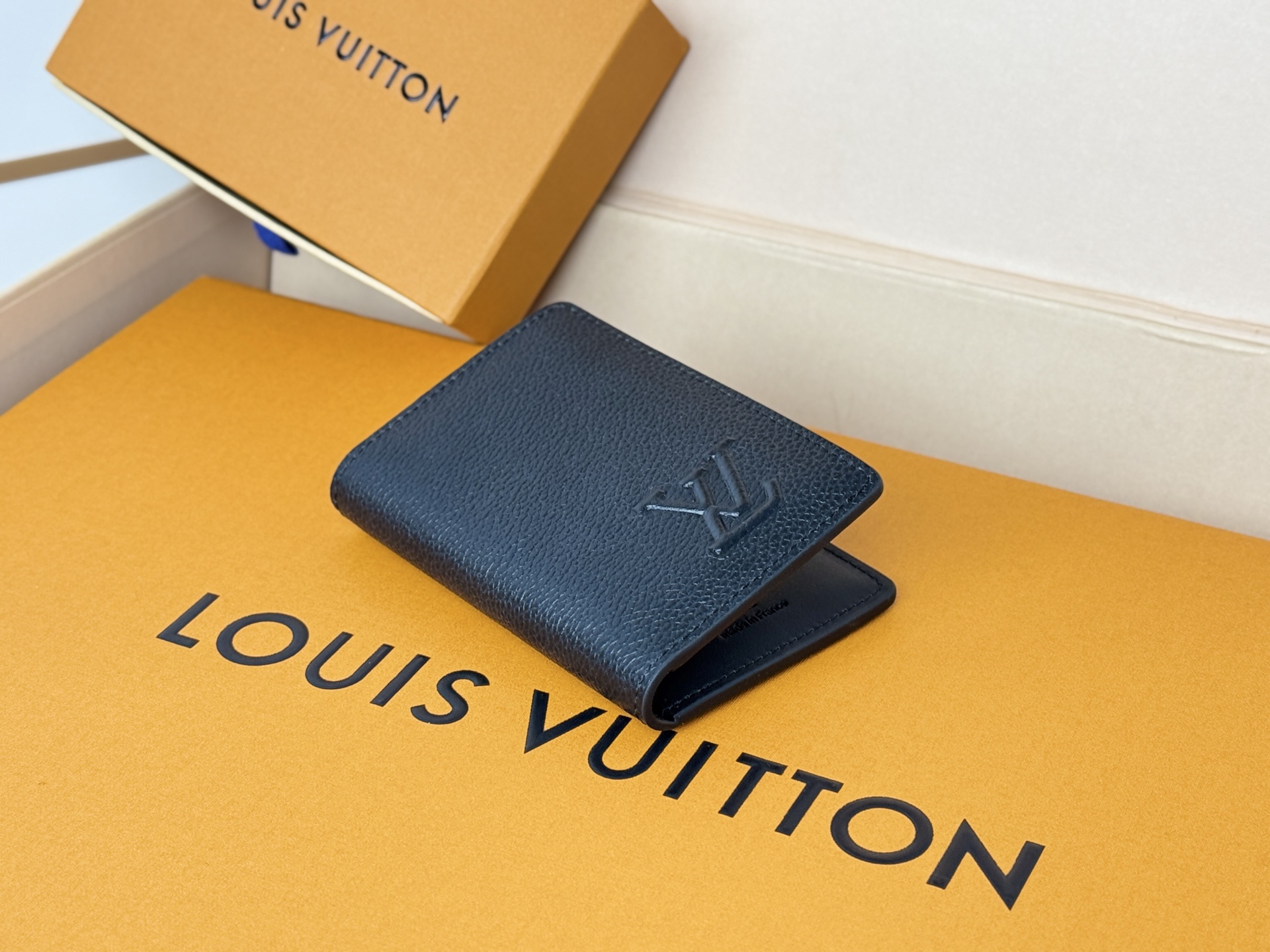 Louis Vuitton M83130卡包/83126