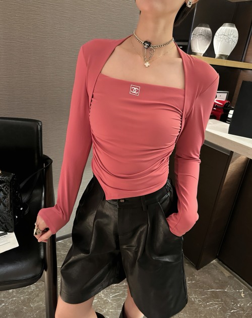 Chanel Vintage Style Yoga Top with Built-in Bra and Slim Fit Design 4 Chanel Vintage Style Yoga Top with Built-in Bra and Slim Fit Design