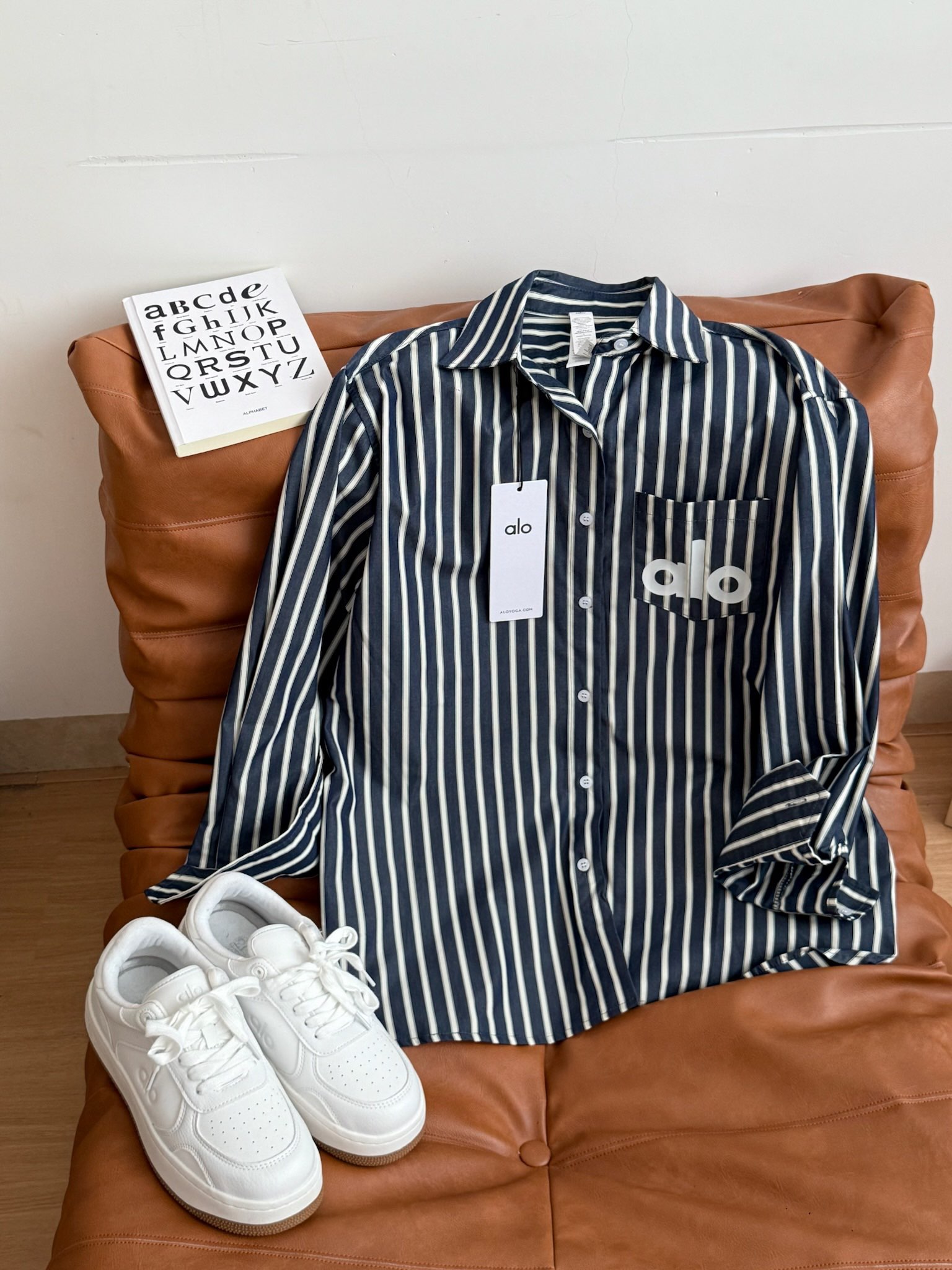 “Versatile Female Suit P483 with Classic Blue-and-White Stripes and Comfortable Fabric”