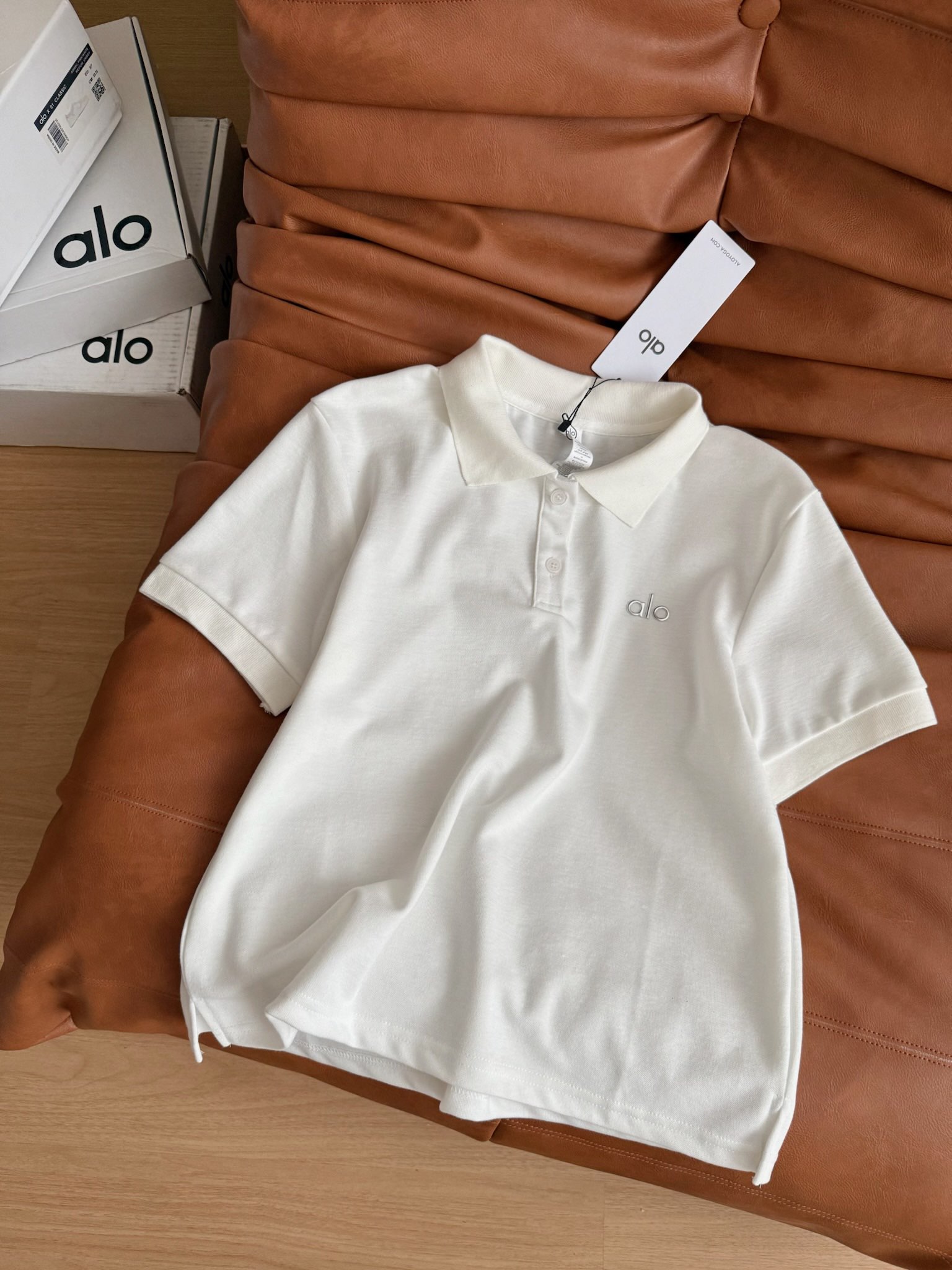 Stylish One-Size-Fits-All Polo Shirt for Daily Wear and Parties - 图片 1