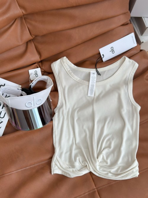 ALO Yoga Knot Tank Top - Stylish, Comfortable and Versatile Workout Top 1 ALO Yoga Knot Tank Top - Stylish, Comfortable and Versatile Workout Top