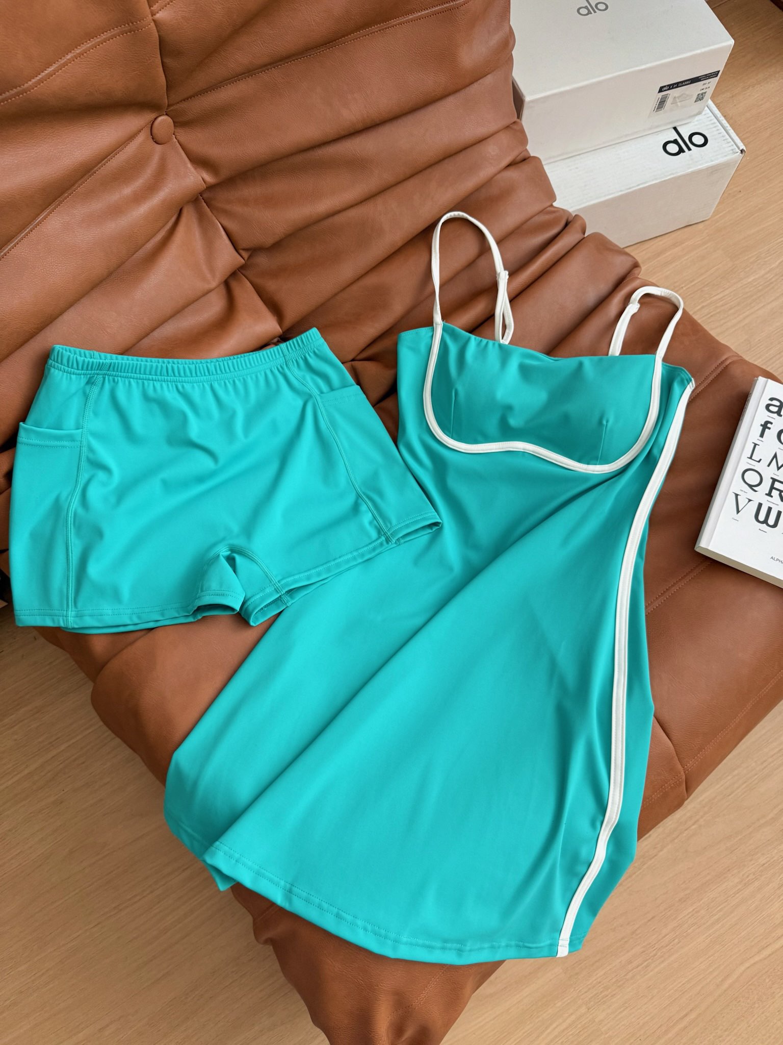 “Versatile and Stylish: P598 Dress with Unique Design and Practical Features” - 图片 2