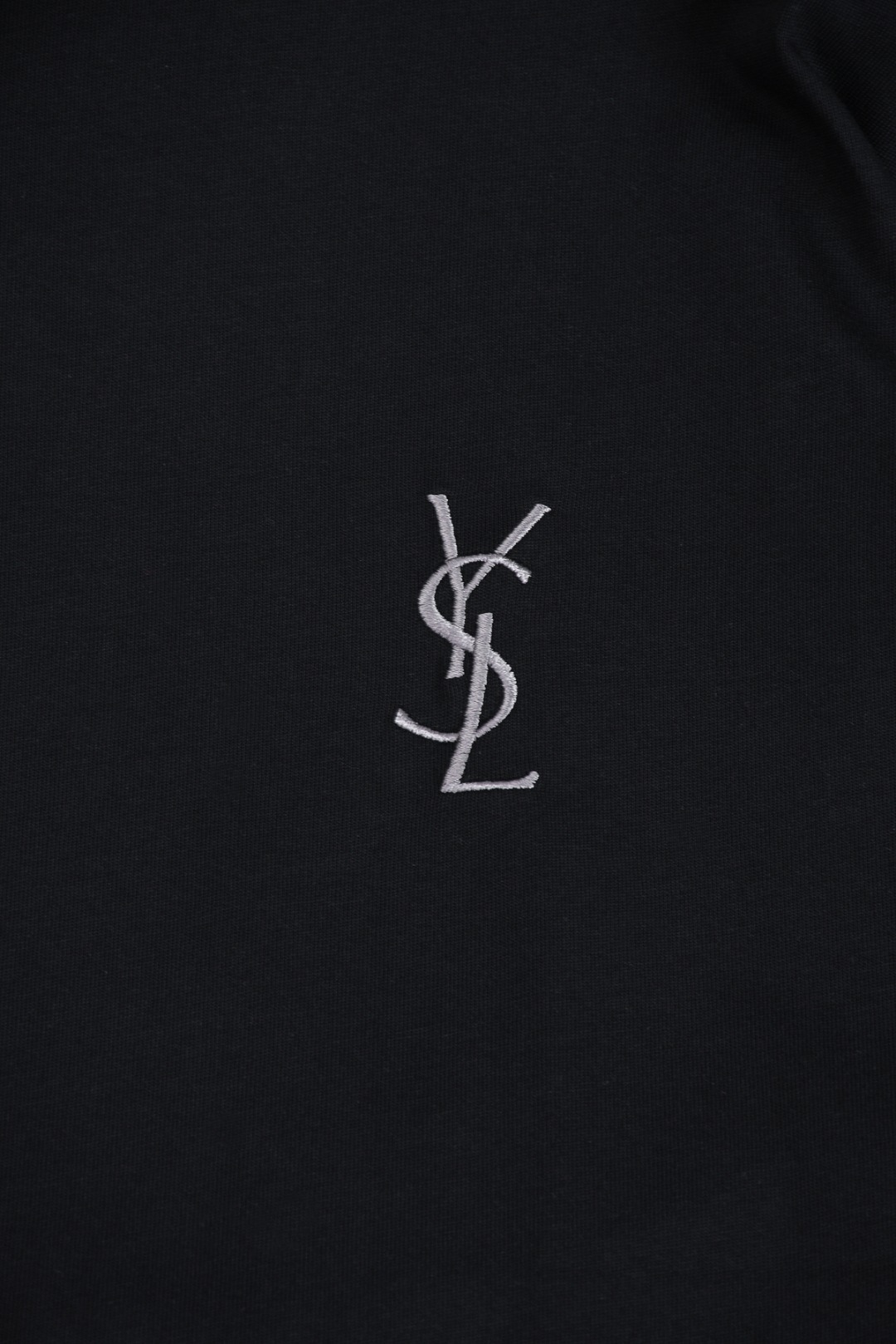 Classic YSL St. Roland Logo Short-Sleeved T-Shirt in 4 Colors, 4 Sizes - 图片 5