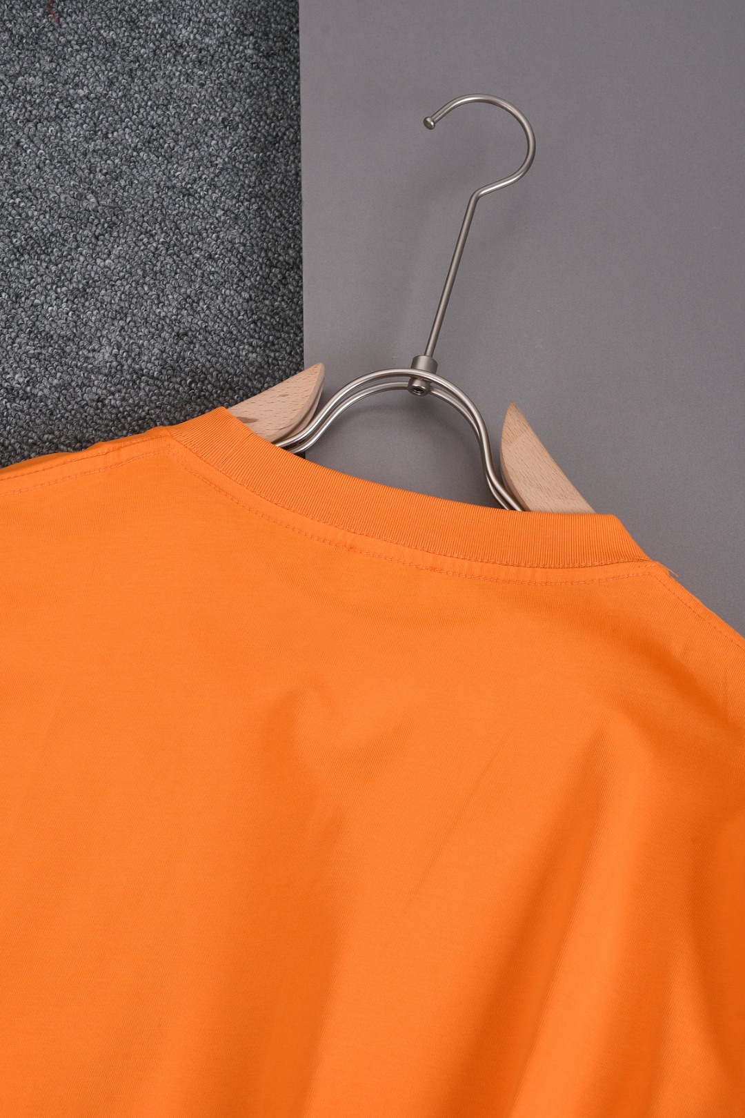 Classic Logo Short-Sleeved T-Shirts – YSL 25SS Collection Summary - 图片 3