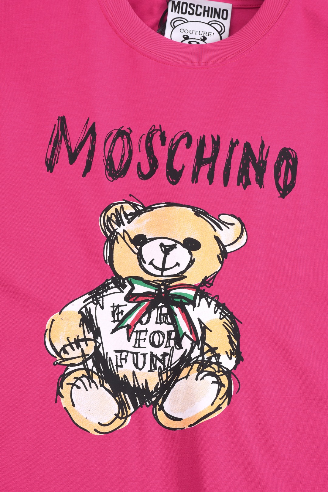 CJ Moschino 25SS Men’s T-Shirt Collection Summary: Classic logo design, durable, cozy. - 图片 4