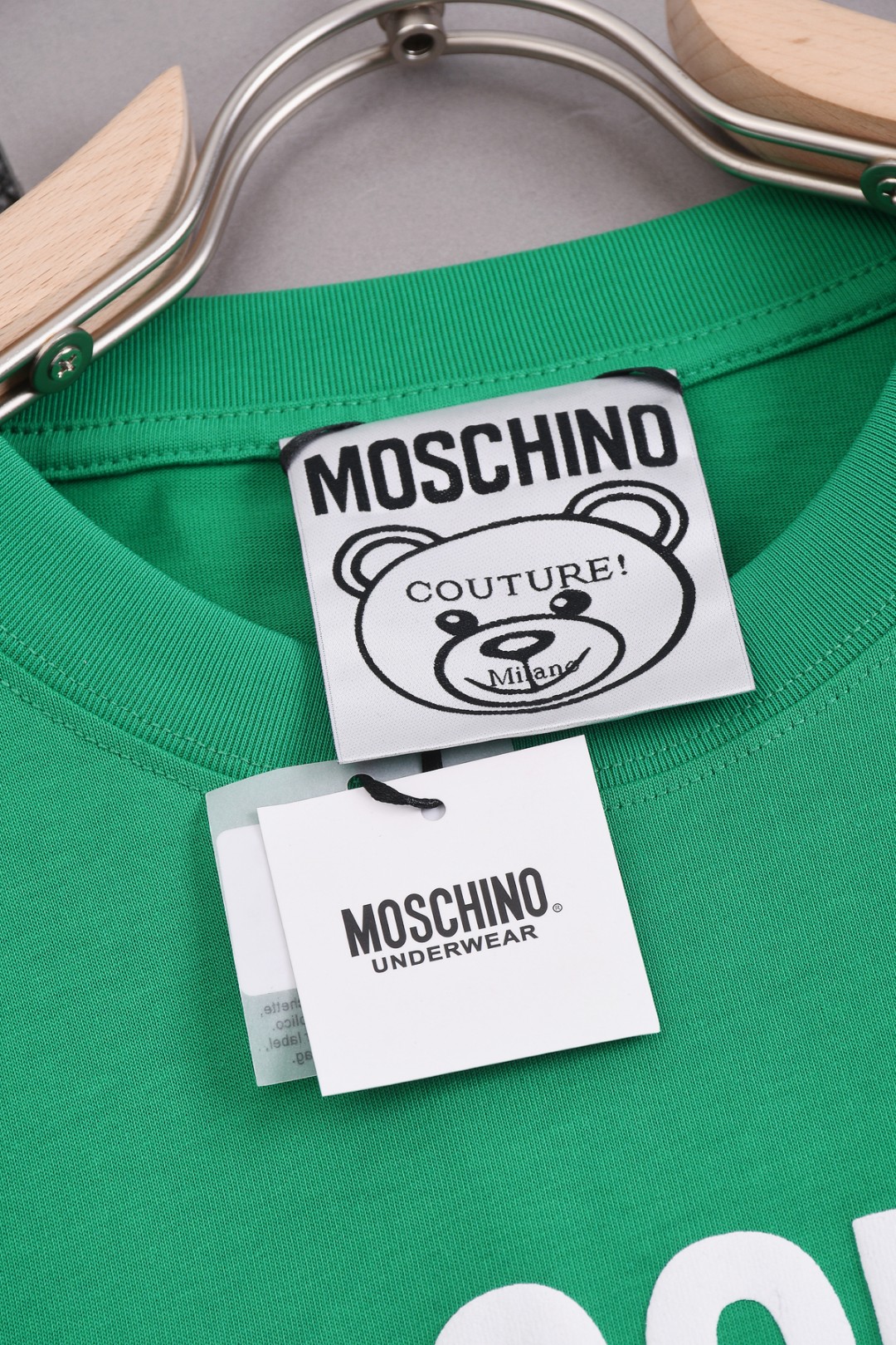CJ Moschino 25SS T-Shirts: Classic Logo Design, Exclusive Cotton Fabric, Various Colors & Sizes - 图片 7