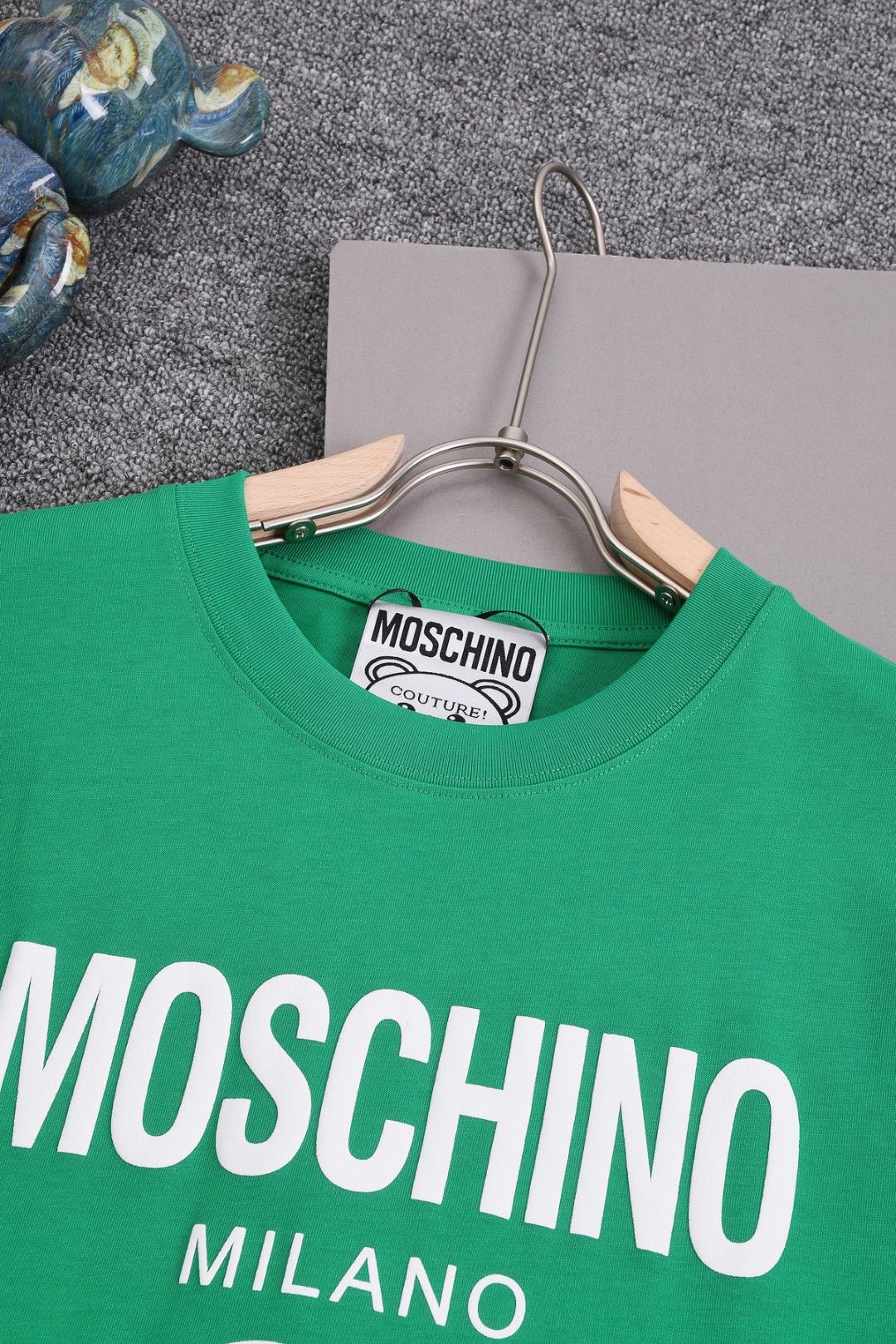 CJ Moschino 25SS T-Shirts: Classic Logo Design, Exclusive Cotton Fabric, Various Colors & Sizes - 图片 2