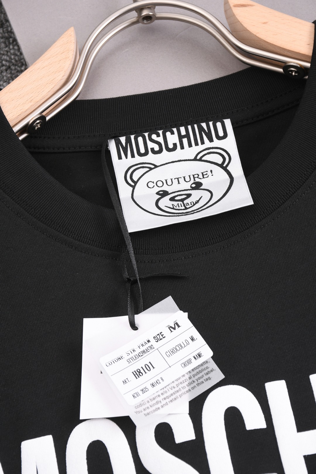 Classic Cj Moschino Men’s T-shirts: Comfortable, Durable, and Stylish in Exclusive Cotton. - 图片 6