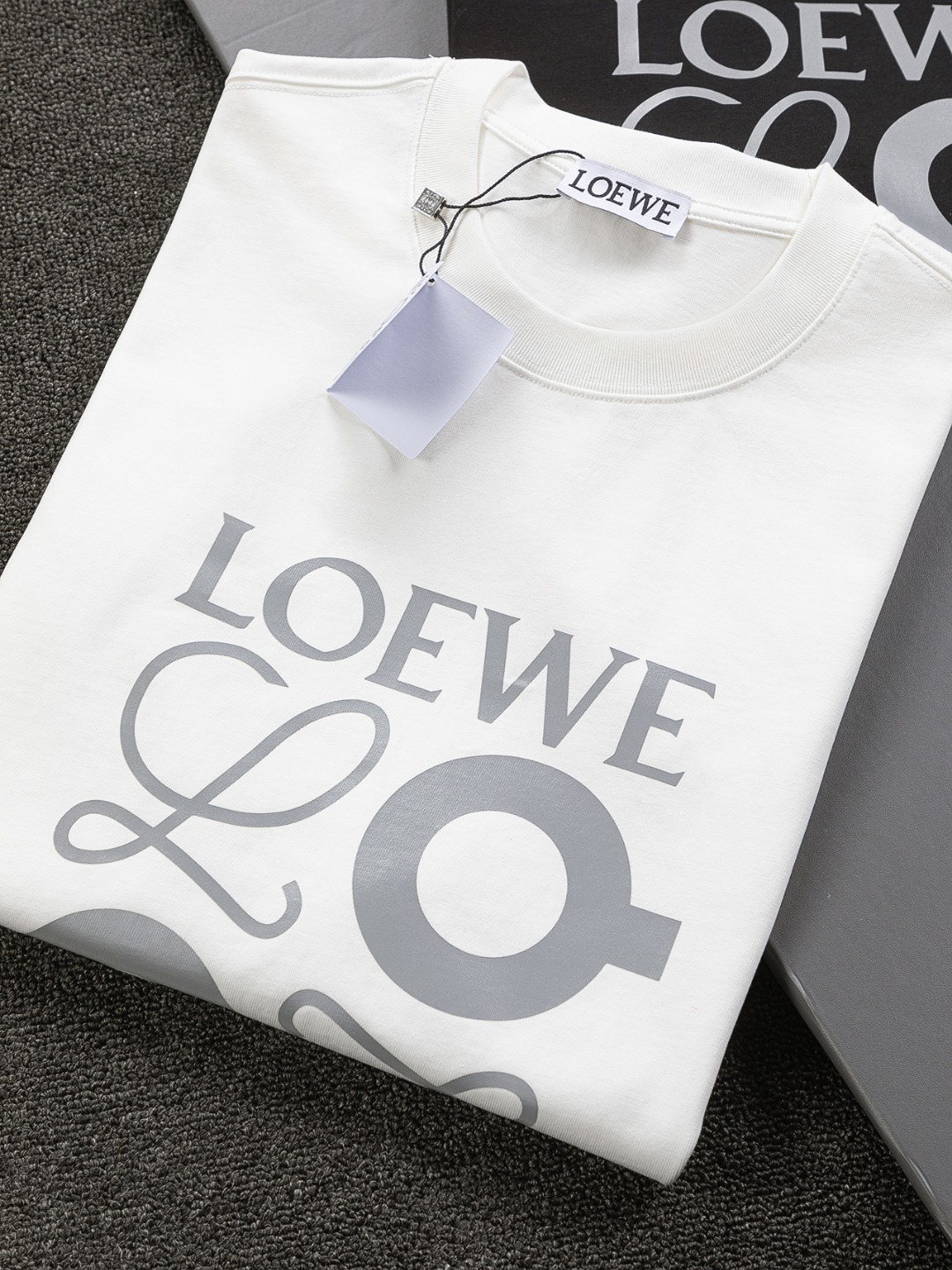 Loewe x On Co-operation Series Personal Headset: High-Level Version with Top Quality Design - 图片 3