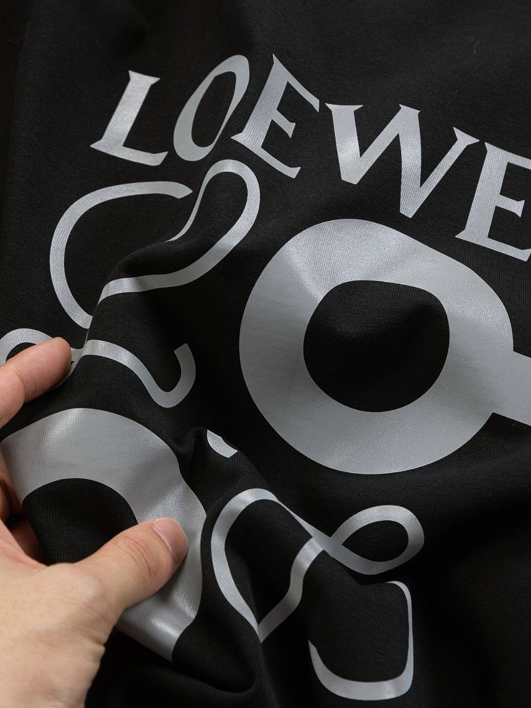 High-Level Loewe x On Co-operation Series Personal Headset with Top Quality Design - 图片 5