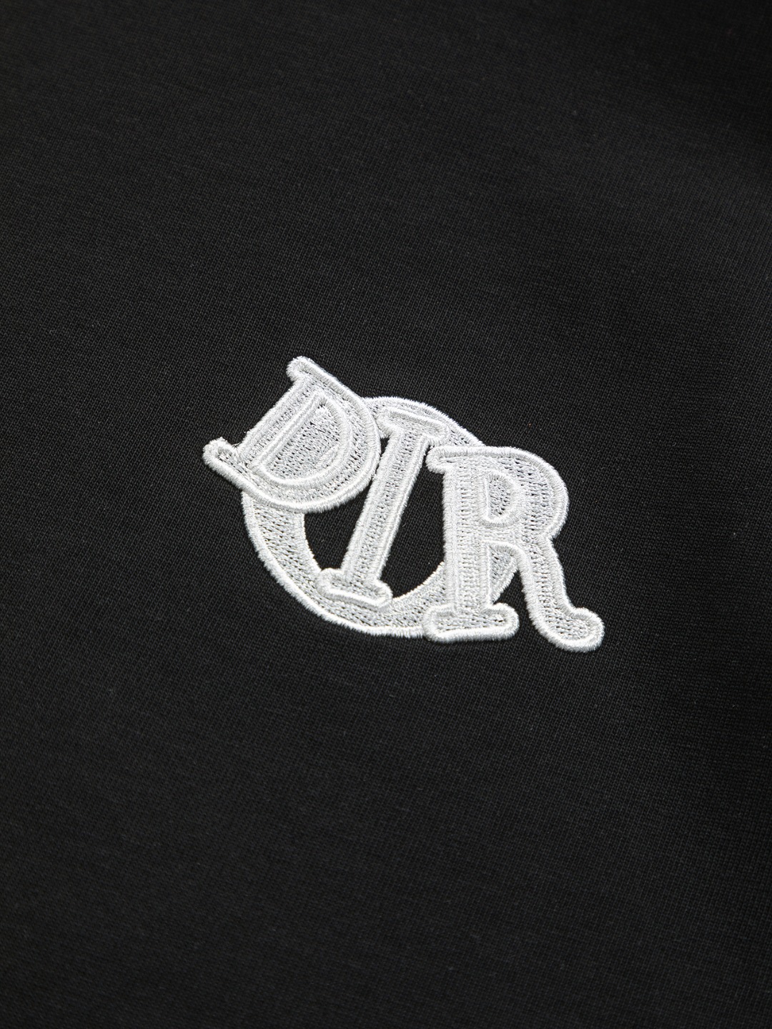 Dior Micro-wide CD 25ss Embroidered Shirt: Luxury Elegance in Black & White - 图片 8