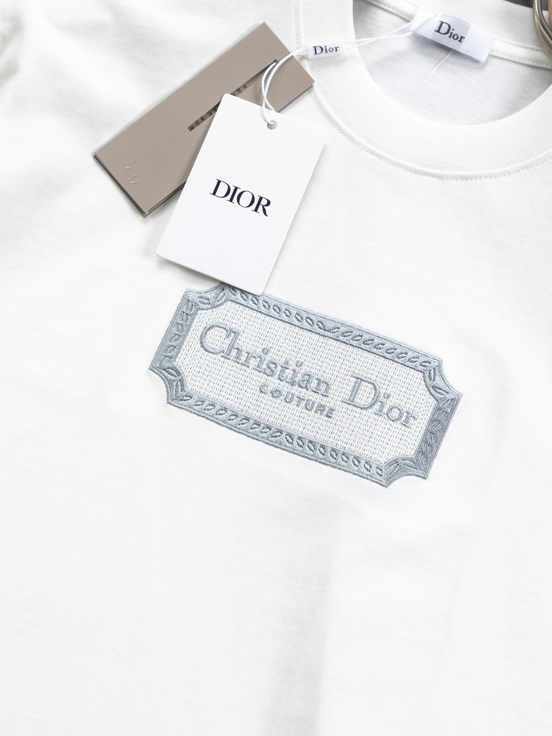 Dior CD Microwidese Embroidered Logo T-shirt in Black & White, 209 Collection - 图片 7