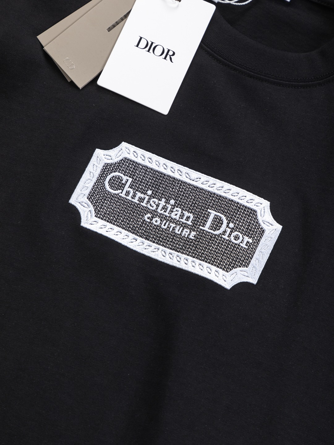 Dior CD Microwidese S-XL Shirt with Embroidered Logo – Classic Luxury Fashion Piece - 图片 6