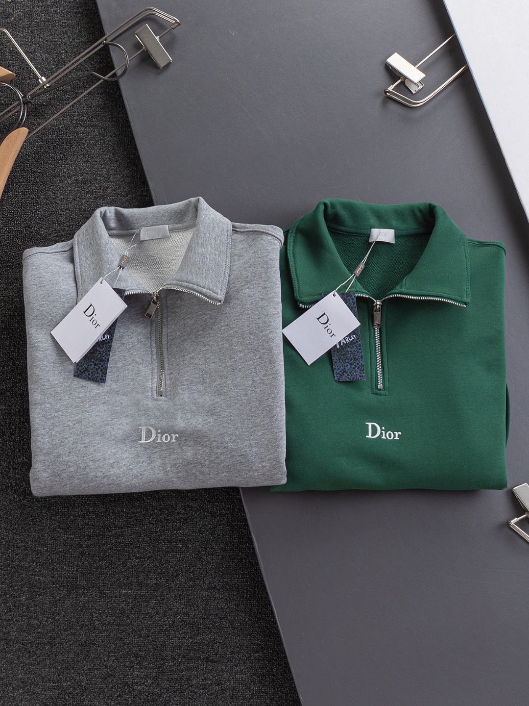 Dior 25SS Quarter-Zip Pullover Sweatshirt with Embroidered Logo - Green 3 o 1j2nfupl513dh1s1s1n6r1ru21957e