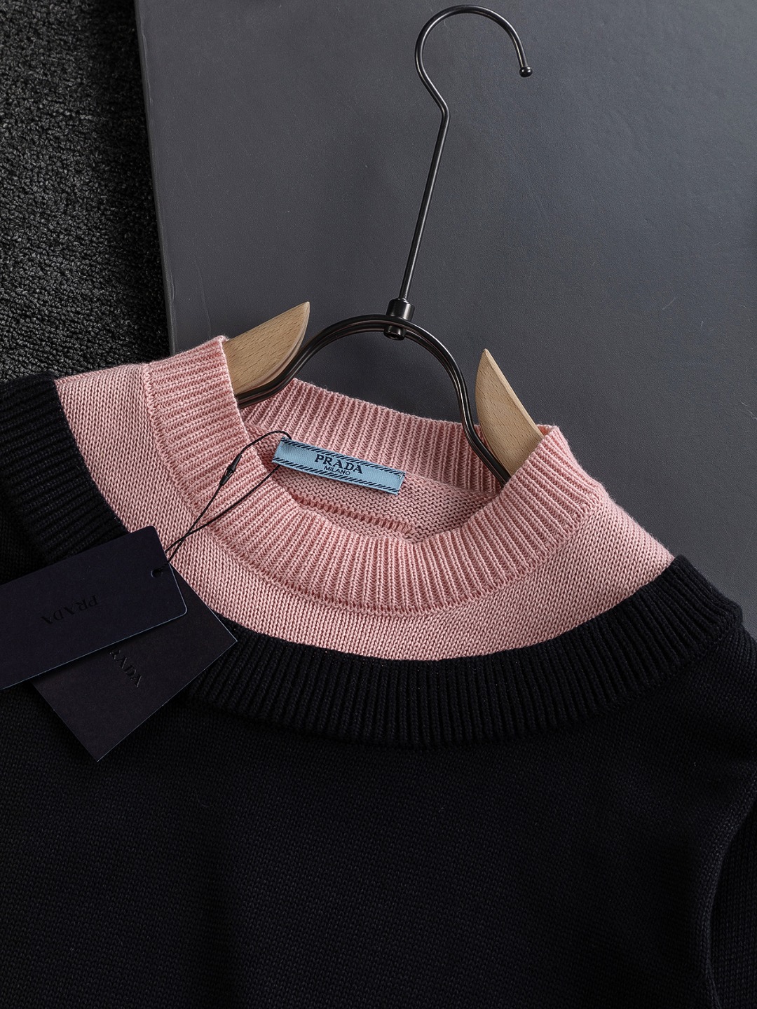 Prada Jersey de Lana con Diseño de Doble Capa y Logo Triangular 6 o 1j481r3g7ocao2l4l28knh4p2