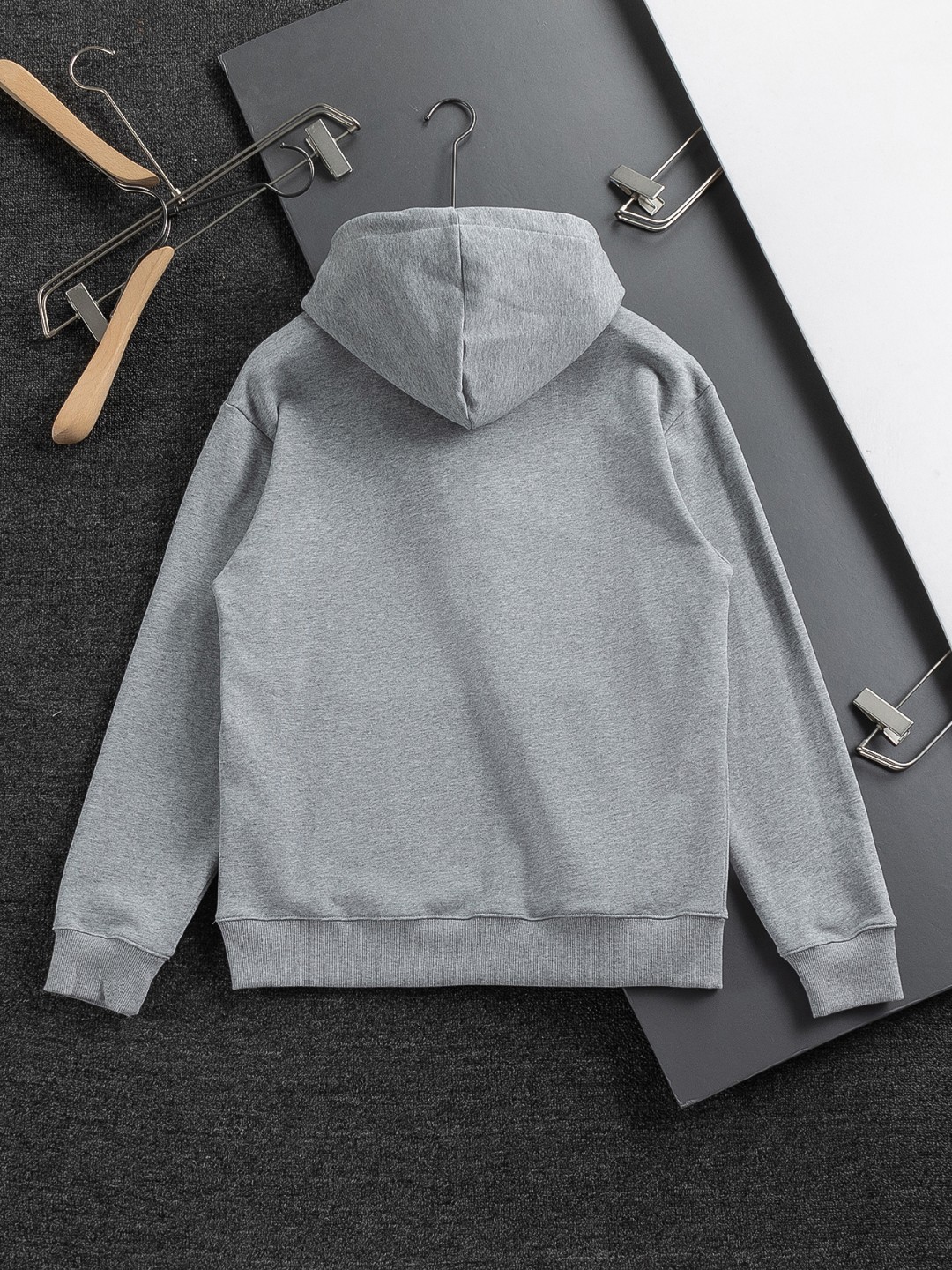 Dior CD Logo Embroidered Hoodie Cotton Blend Sweatshirt for Men and Women 3 o 1j484tns615121utdjtoql01up01
