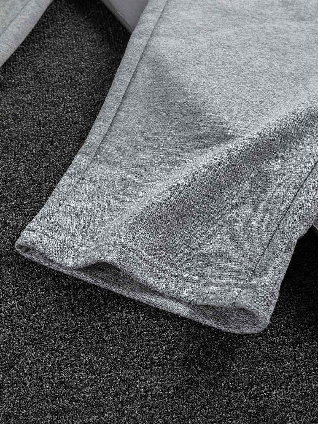 Pantalón Recto Fendi con Logo, Cómodo y Elegante para Hombre | Otoño/Invierno 9 o 1j4cu03ki127ueun1eb51ml21mai0