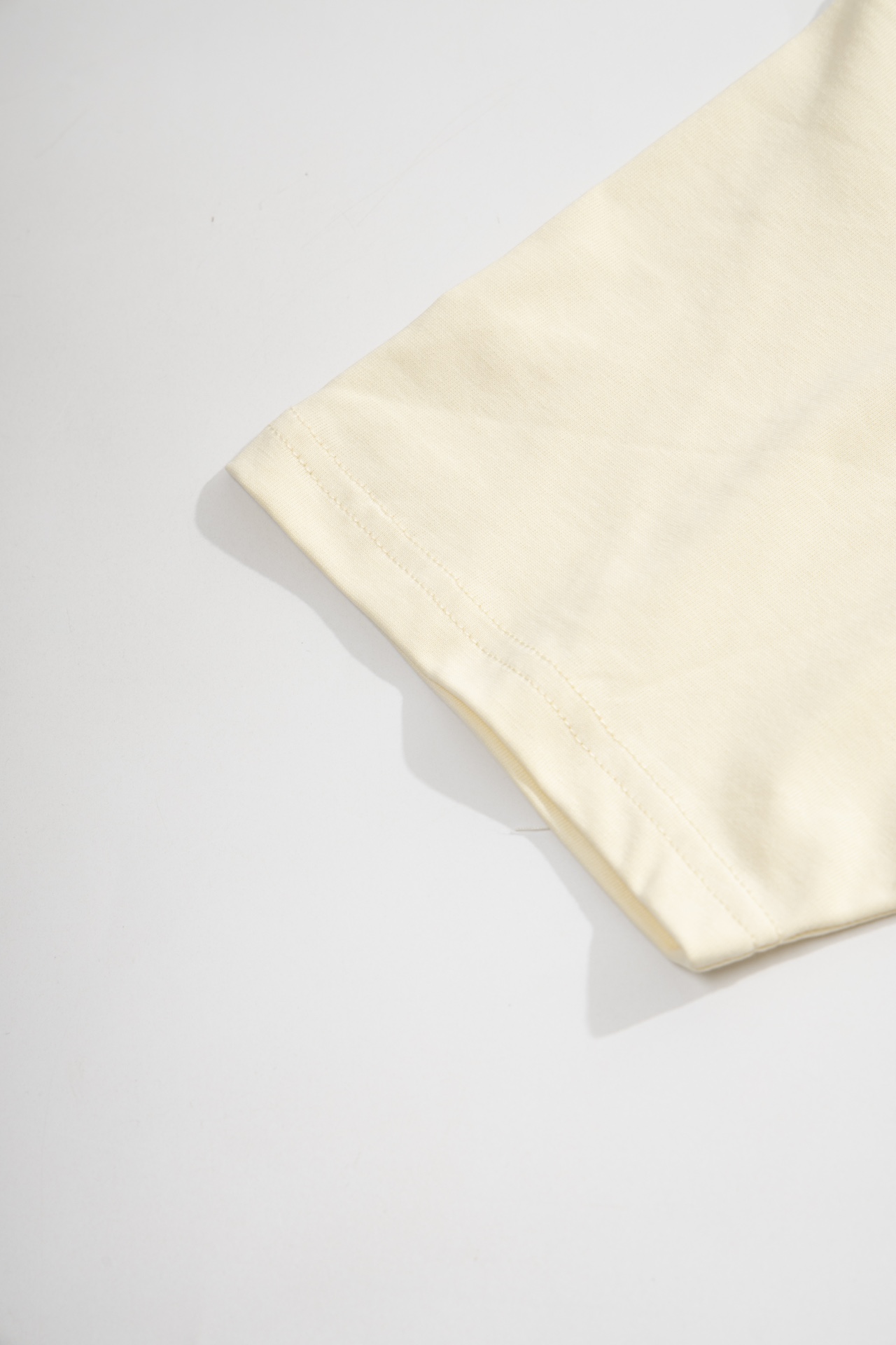 S61Gucci/Disney鼠年限定米老鼠短袖定织克重180针织棉21支有机麻棉混纺面料原身布切捆条做