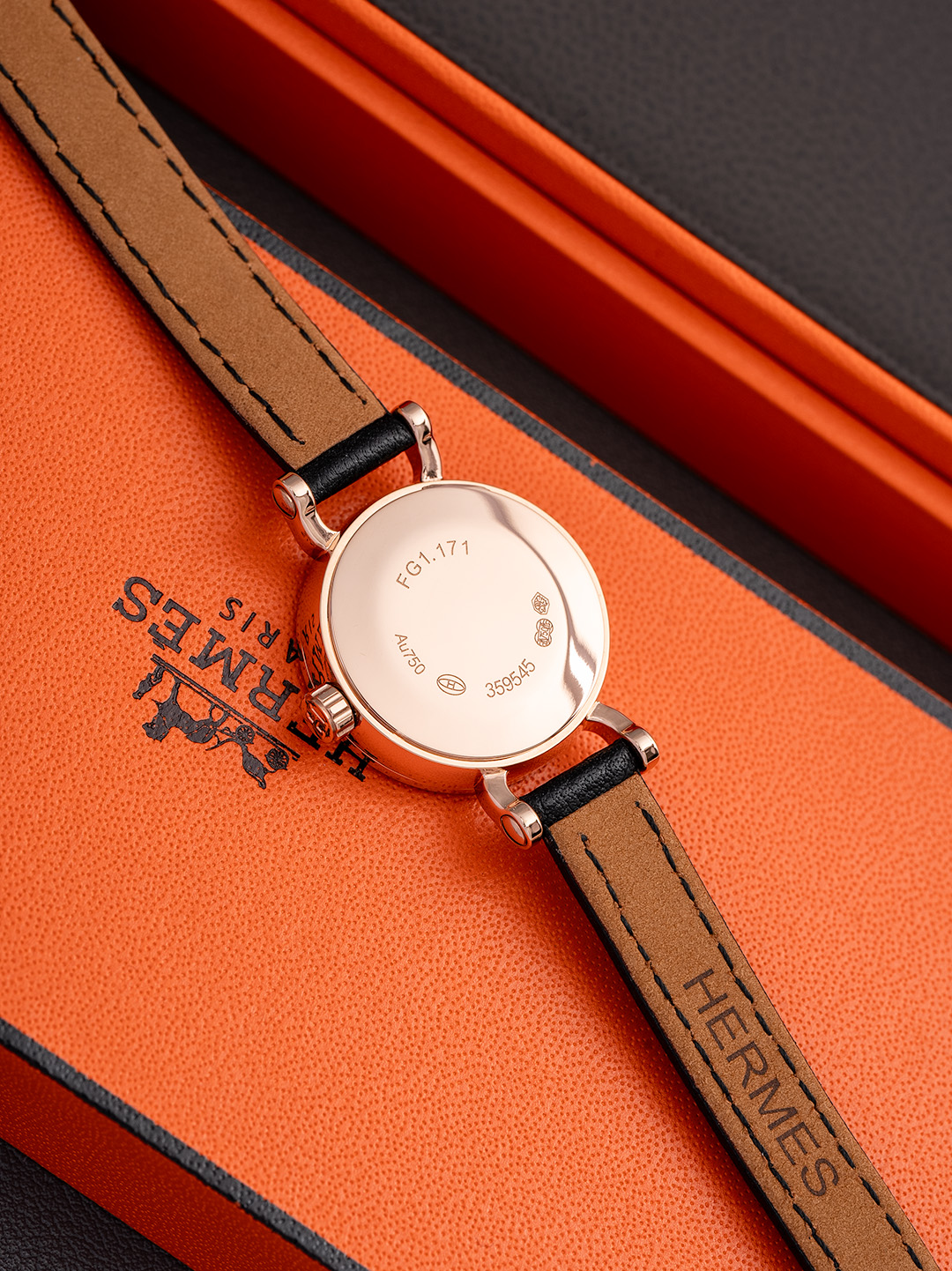 Luxurious Faubourg Watch: Classic Design, Elegant Timepiece with Real Diamonds and Gold Covering - 图片 8