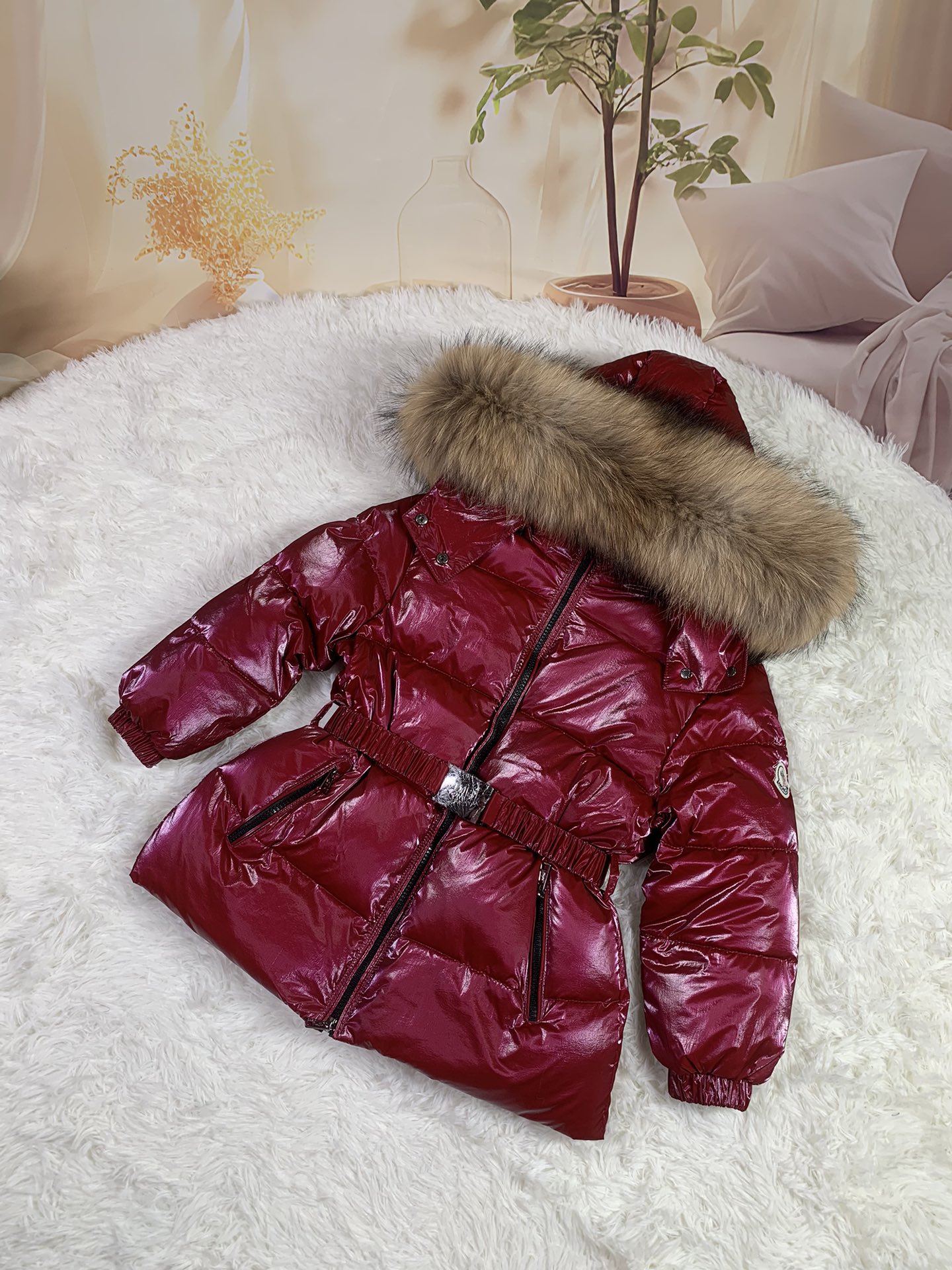 NO:575321,Ready-stock children's down jacket suit, natural large fur, size 0-2-4-6-8-10-12, suitable for height 85-95----135-145, multi-color options!  Can be used as velvet lining, clothes, down jacket,19860909现货儿童羽绒服套装, 天然大毛皮, 尺寸0-2-4-6-8-10-12 适合身高85-95----135-145 多色选择！可做天鹅绒衬里,衣服,down jacket,,Children's