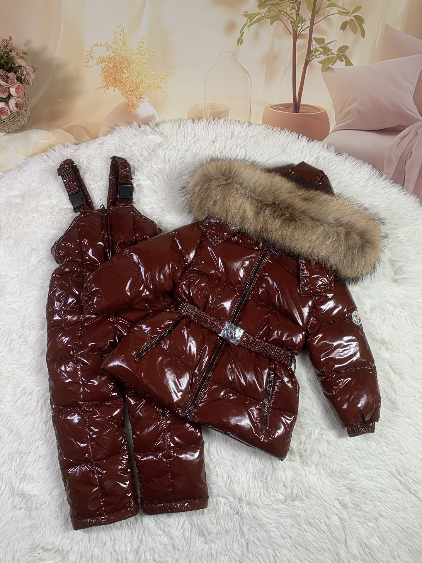 NO:578841,Ready-stock children's down jacket suit, natural large fur, size 0-2-4-6-8-10-12, suitable for height 85-95----135-145, multi-color options!  ,clothes,down jacket,19860909现货儿童羽绒服套装, 天然大毛皮, 尺寸0-2-4-6-8-10-12 适合身高85-95----135-145 多色选择！,衣服,down jacket,,Children's