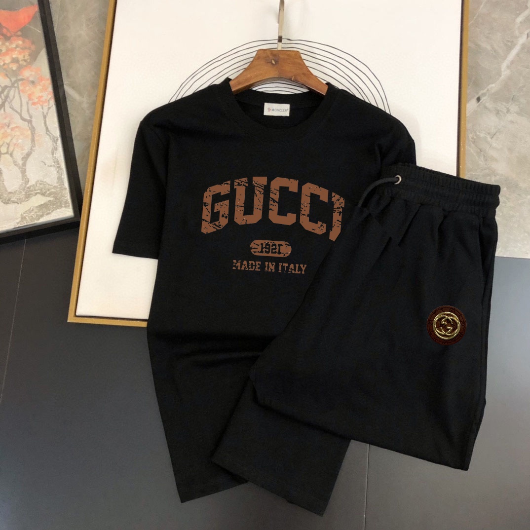 Gucci AAAAA+
 Abbigliamento T-Shirt Completi Due Pezzi & Set Coordinati Collezione Primavera Fashion Maniche corte