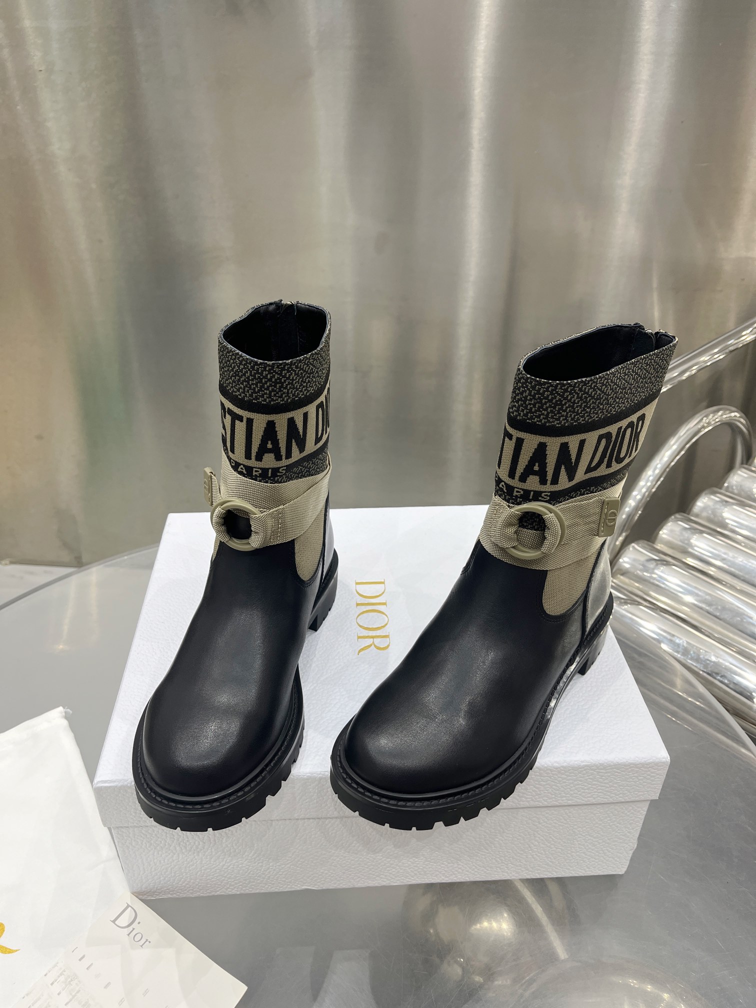 Dior Timeless Short Boots: Stylish & Comfortable, Sizes 35-41 4 i1698599721 6796 2