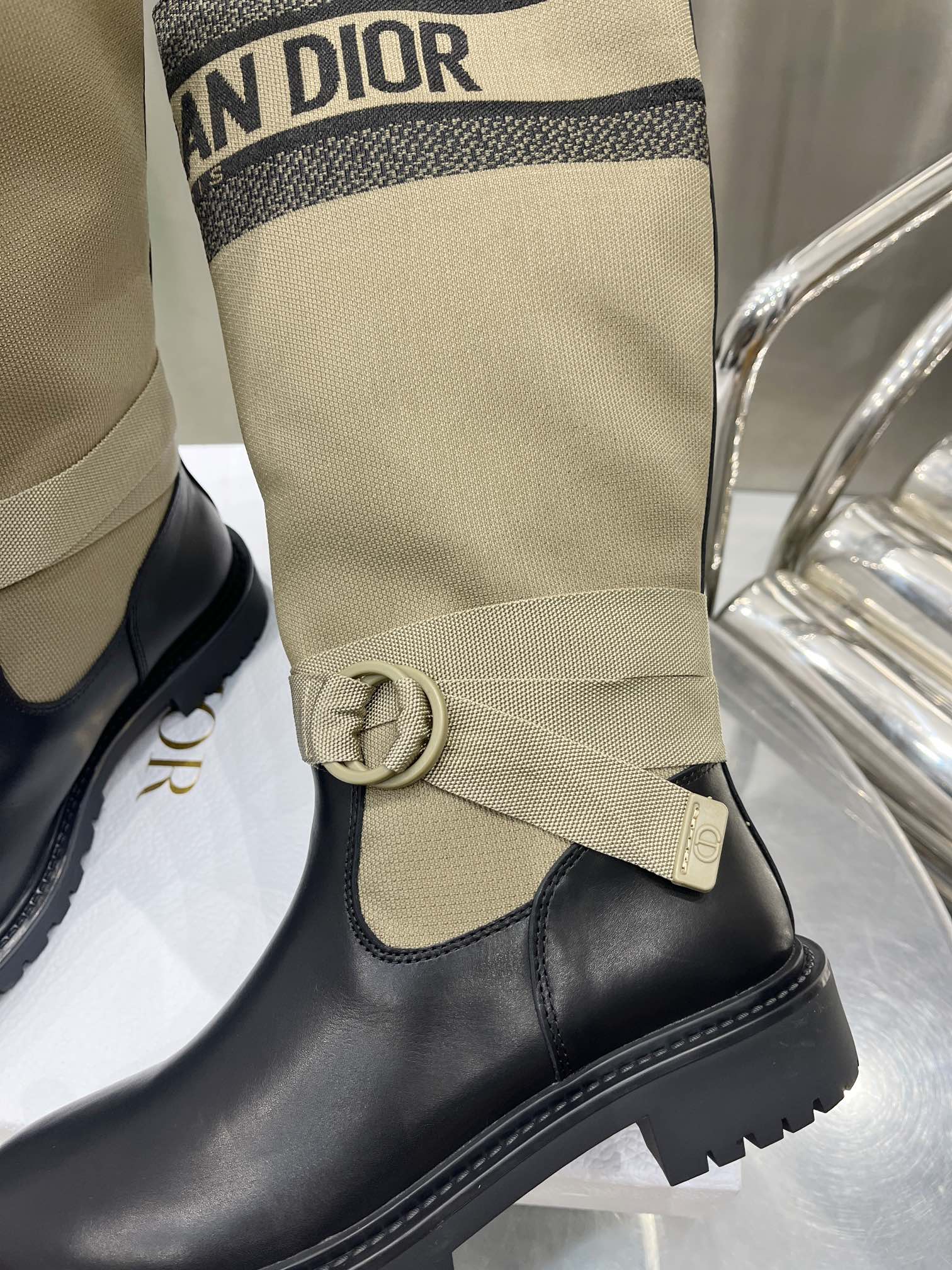 Dior Women's D-Major Black Calfskin and Gold-Tone Metal Heeled Boots 7 i1698600085 1200 6