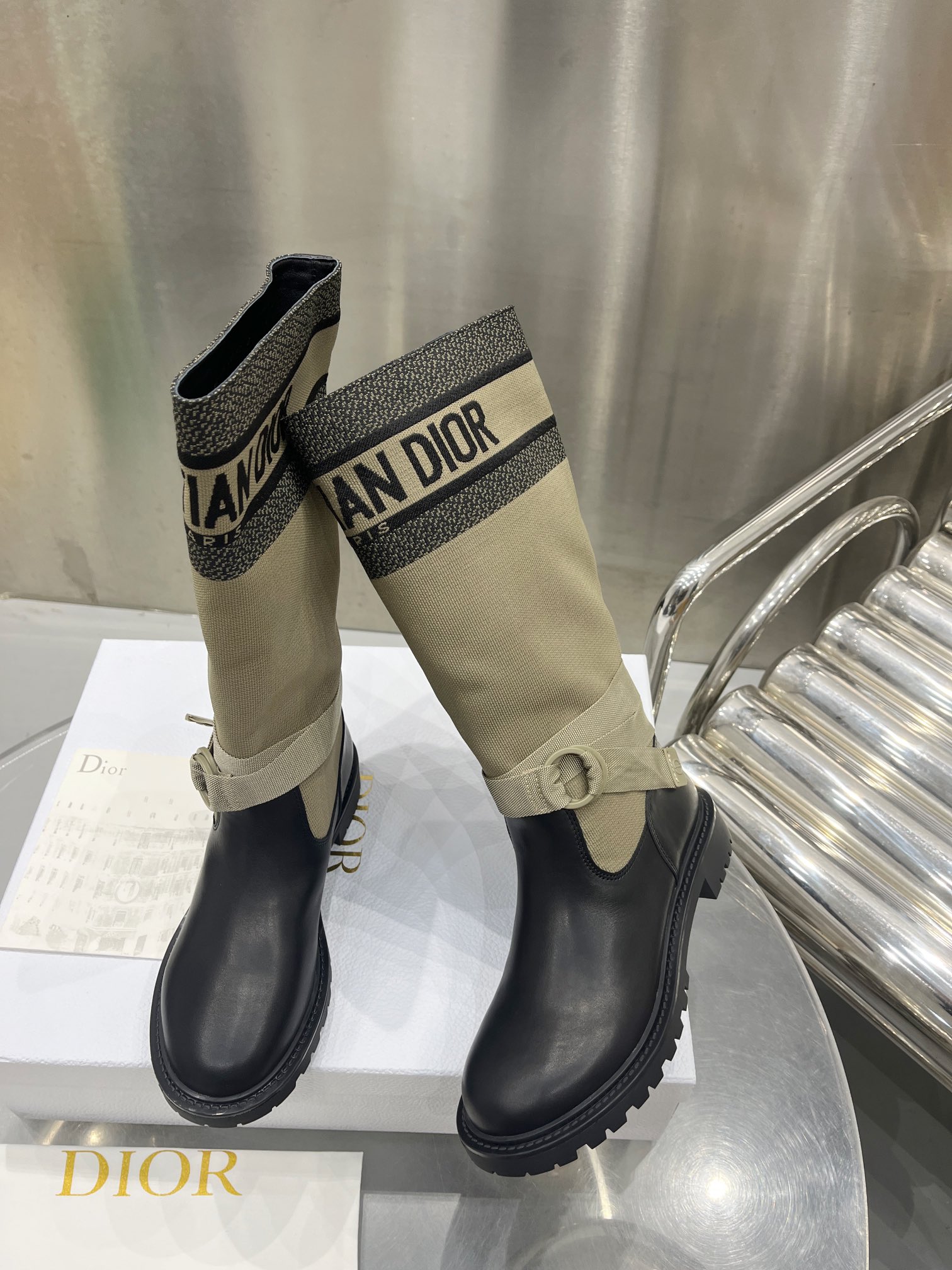 Dior Women's D-Major Black Calfskin and Gold-Tone Metal Heeled Boots 4 i1698600085 5843 2