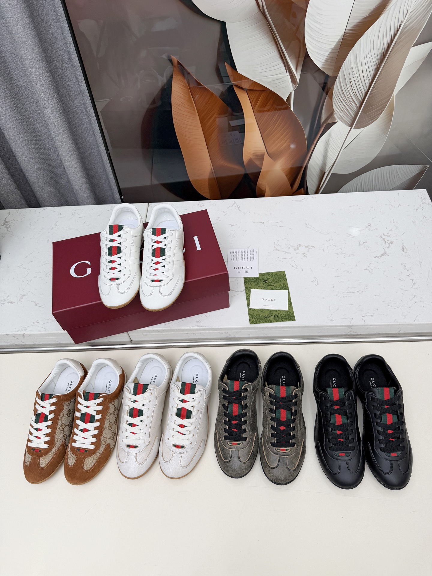 NO:779696,Actual price [GUCC*] High-end top purchasing agents for men and women. Street sneakers are on sale at the same time with original factory configuration. The uppers are made of imported first-layer cowhide, high-quality embossed complex crafts, deodorant cowhide inner pads, and the original soles are super comfortable. The original factory and single goods are of high quality. You can come in and out at will. You are welcome to compare and synchronize. Size35-46 (45 and 46 are custom-made and cannot be returned or exchanged), gucci, sneakers, cowhide19860909实价【GUCC*】男女同款高端顶级代购 炸街运动鞋同步发售原厂配置,鞋面选用进口头层牛皮,高品质压花复杂工艺品,防臭的牛皮内里垫,鞋底原厂特供原版底超级舒适,原厂跟单货 高品质,可随意进出,欢迎对比同步,Size35-46（45 46定做不退换）,,gucci,sneakers,cowhide,Men's shoes