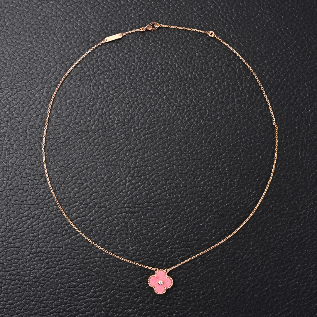 Van Cleef Arpels梵克雅宝VCA 四叶草五花项链 樱花粉 #纯银镀金版本 附全套包装,包装损坏扣除20元,谢谢谅解