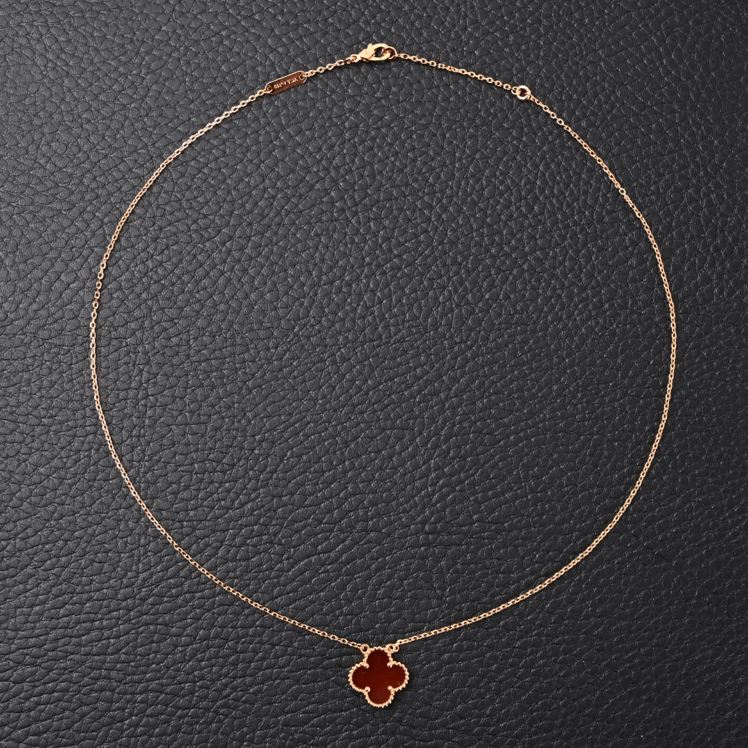 Van Cleef Arpels梵克雅宝VCA 经典四叶草项链 红色 #纯银镀金版本 附全套包装,包装损坏扣除20元,谢谢谅解