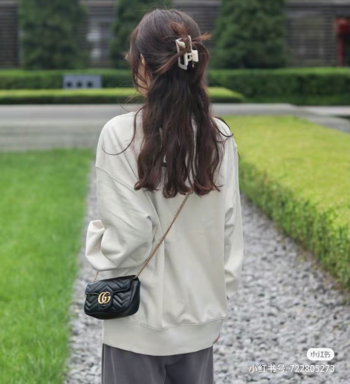 GUCCI古驰GUC GG Marmont MINI 超迷你马蒙链条包  上身参考
古驰包包