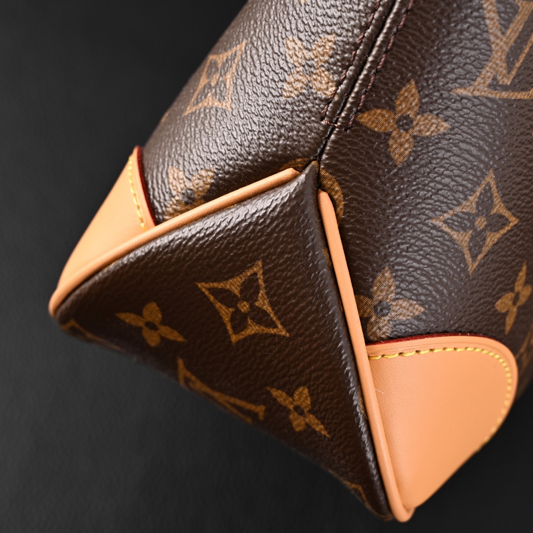 LOUIS VUITTON路易威登LV Boulogne老花黄牛角包腋下单肩斜挎包 芯片款M45832 细节参考
LV包包