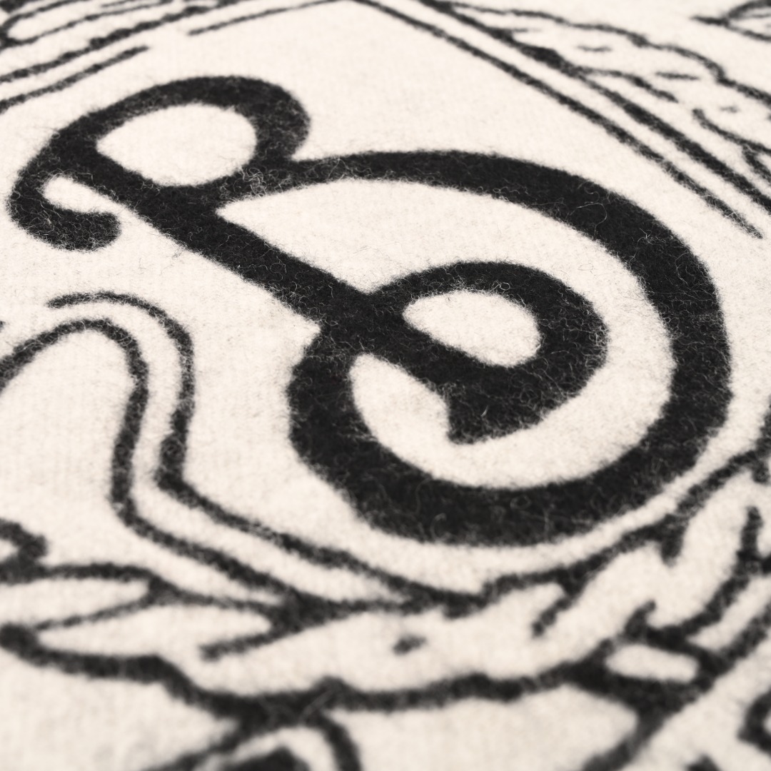BURBERRY巴宝莉BBR 新风暴骑士双面羊绒披肩