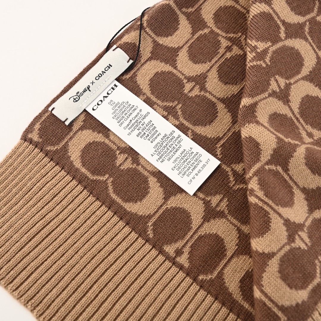 COACH/蔻驰 迪士尼系列双面Logo围巾