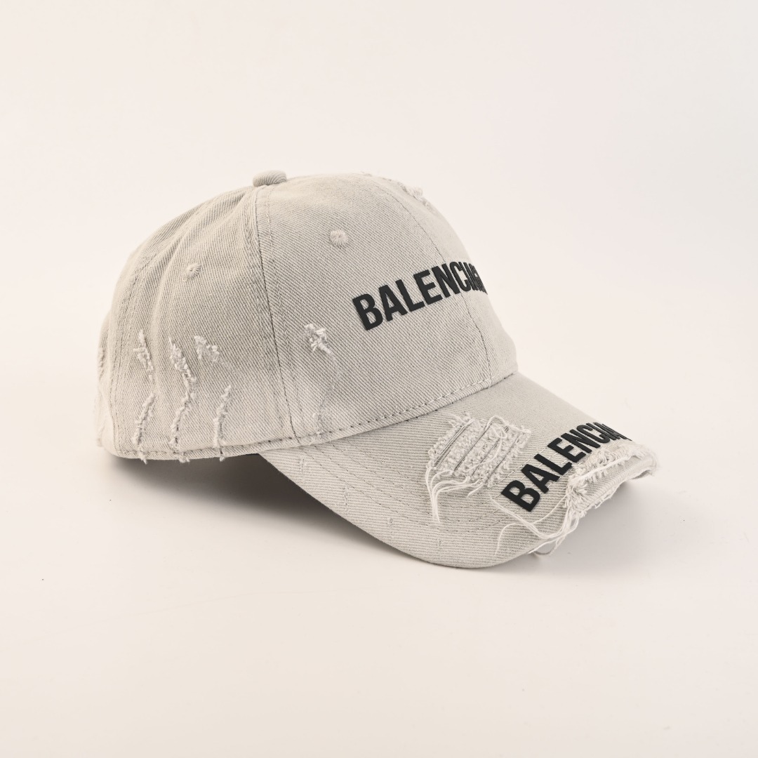 BALENCIAGA巴黎世家BLCG 做旧破坏双层字母刺绣水洗软顶棒球帽鸭舌帽-Chinese UA Cheap High Quatity Brand Clothes Bags handbags Sneakers wholesale wholesaler seller from China Factory suppliers Fashion Clothing Shoes best Quality Beautiful Price BALENCIAGA巴黎世家BLCG 做旧破坏双层字母刺绣水洗软顶棒球帽鸭舌帽
