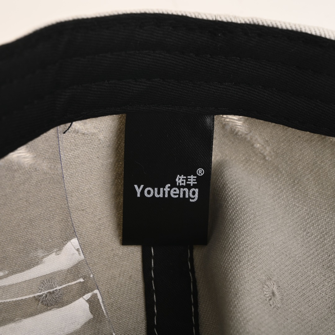 BALENCIAGA巴黎世家BLCG 做旧破坏双层字母刺绣水洗软顶棒球帽鸭舌帽-Chinese UA Cheap High Quatity Brand Clothes Bags handbags Sneakers wholesale wholesaler seller from China Factory suppliers Fashion Clothing Shoes best Quality Beautiful Price BALENCIAGA巴黎世家BLCG 做旧破坏双层字母刺绣水洗软顶棒球帽鸭舌帽