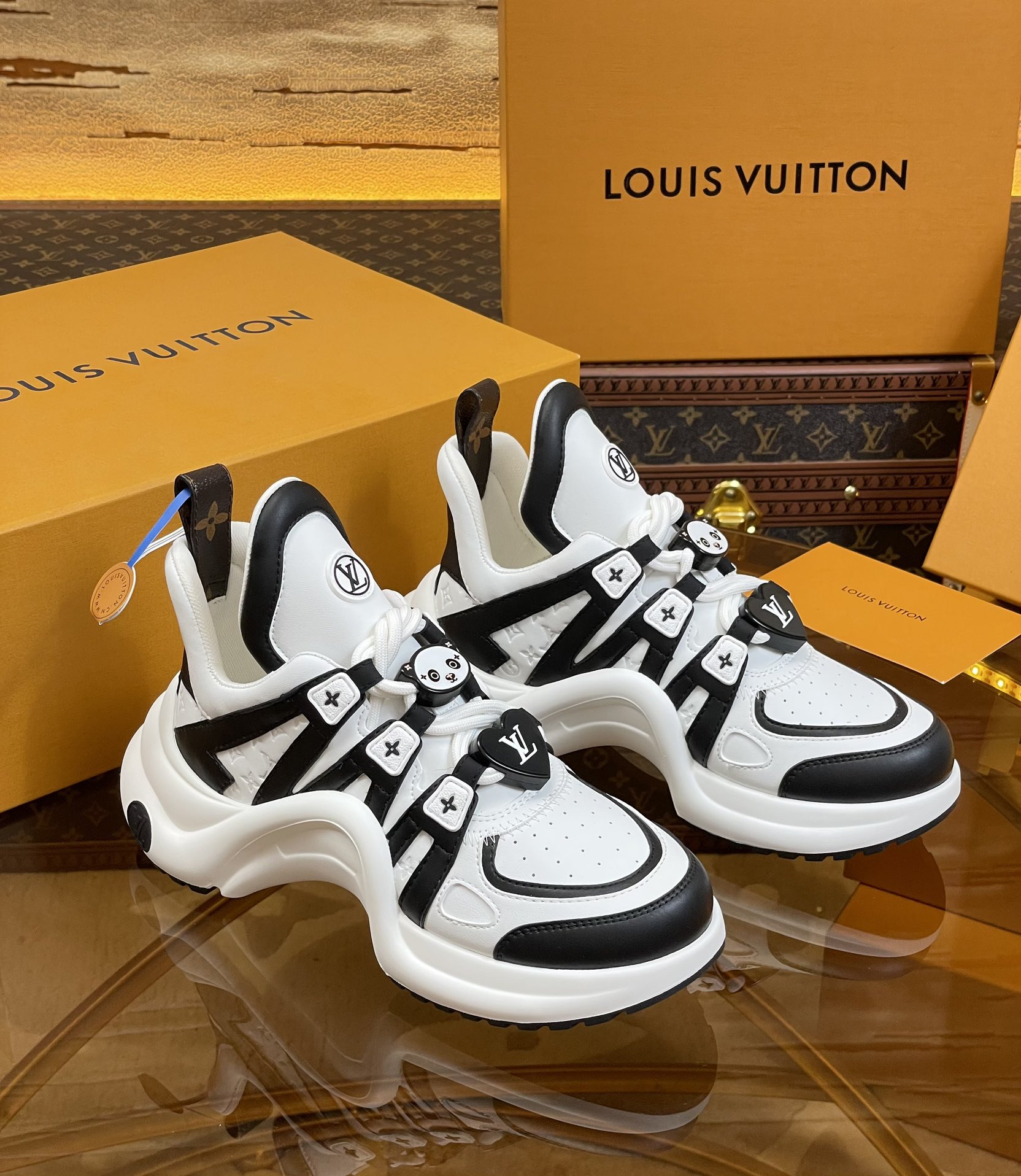 [Louis Vuitton Women