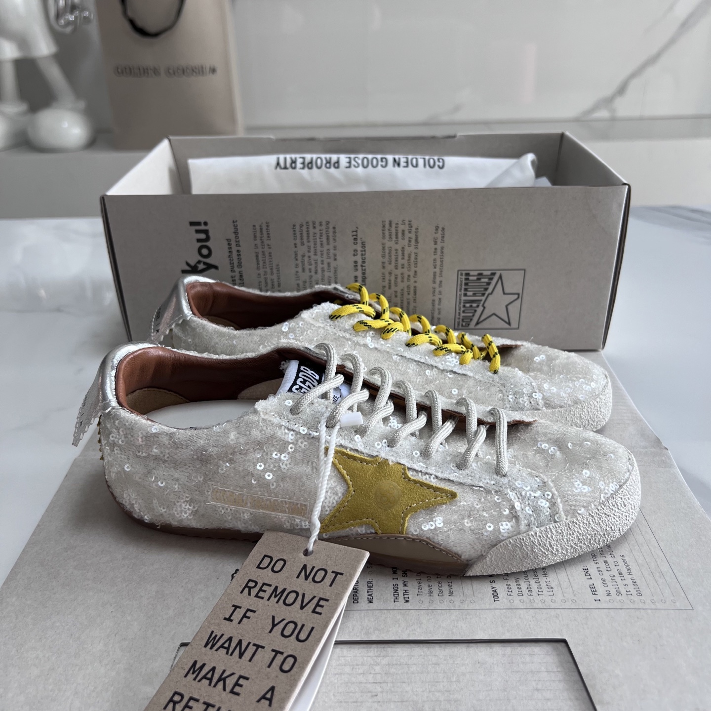 NO:544706,Couple style true star small dirty shoes #The top purchasing version of the whole network is popular. The upper is customized cowhide Gret sequins (the essence of old making) original inside pad, original open mold soft latex insole... irregular hand-polished torn upper, even the soles are polished and worn~~ Standard size 35-45 [Female 40.41/Men 45 Custom], casual shoes/sneakers, cowhide19860909情侣款true star小脏鞋 #全网火爆顶级代购版本 鞋面原版定制牛皮格丽特亮片（做旧精髓所在）原版里垫,原版开模柔软乳胶鞋垫… 不规则手工打磨做破鞋面,就连鞋底也是打磨做旧的~~ 标准码35—45 [女40.41/男45定做],休闲鞋/运动鞋,sneakers,cowhide,Women's Shoes