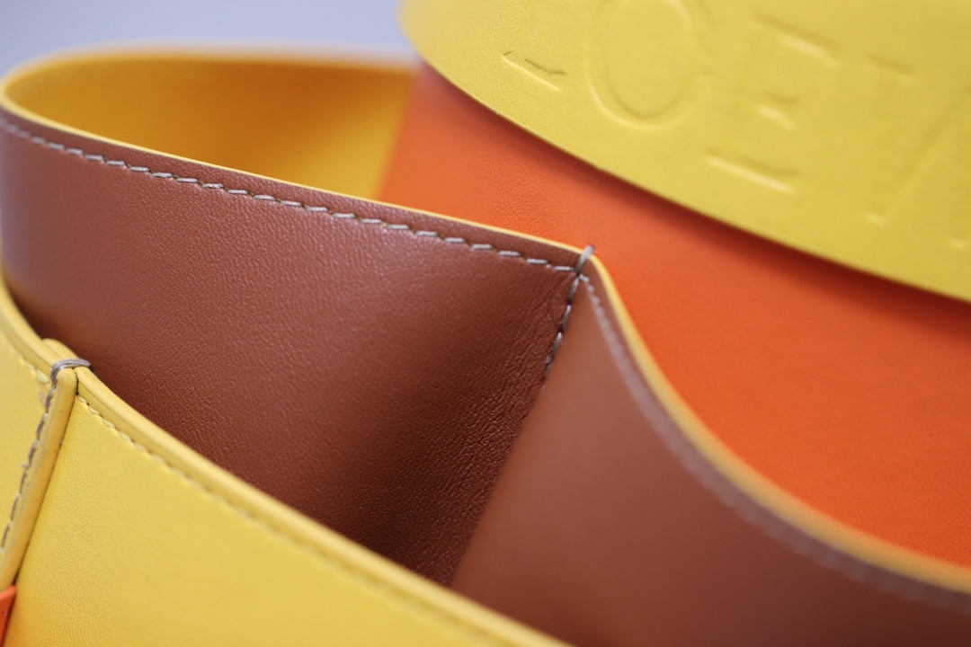 路易威登 Louis Vuitton 高定典藏名品高定成衣时装外套连衣裙衬衫T恤 #E55A7489 3