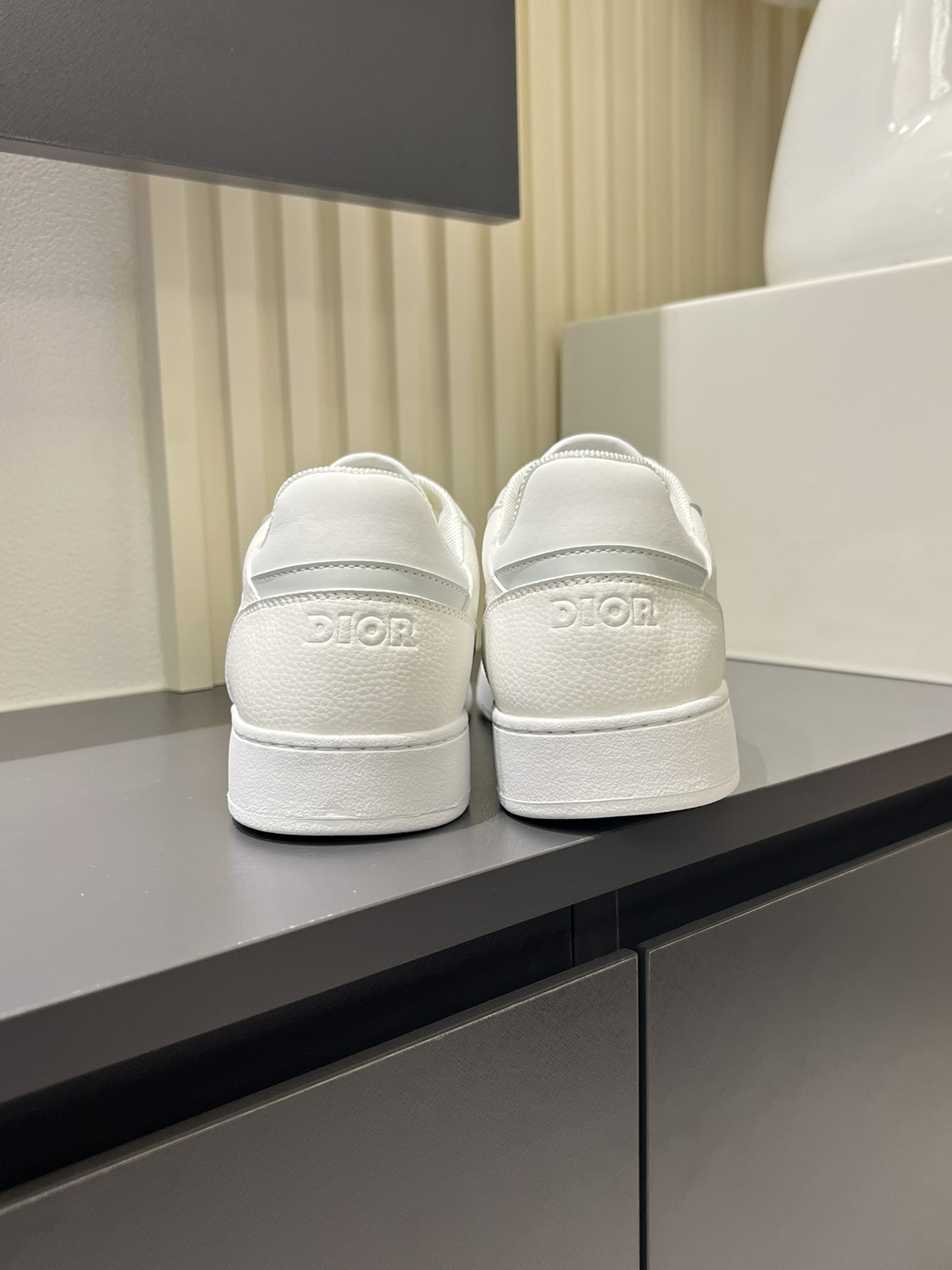 Dior B27 Low-Top Sneakers White Leather with Oblique Motif, Size 38-44 10 i1717322876 5839 2