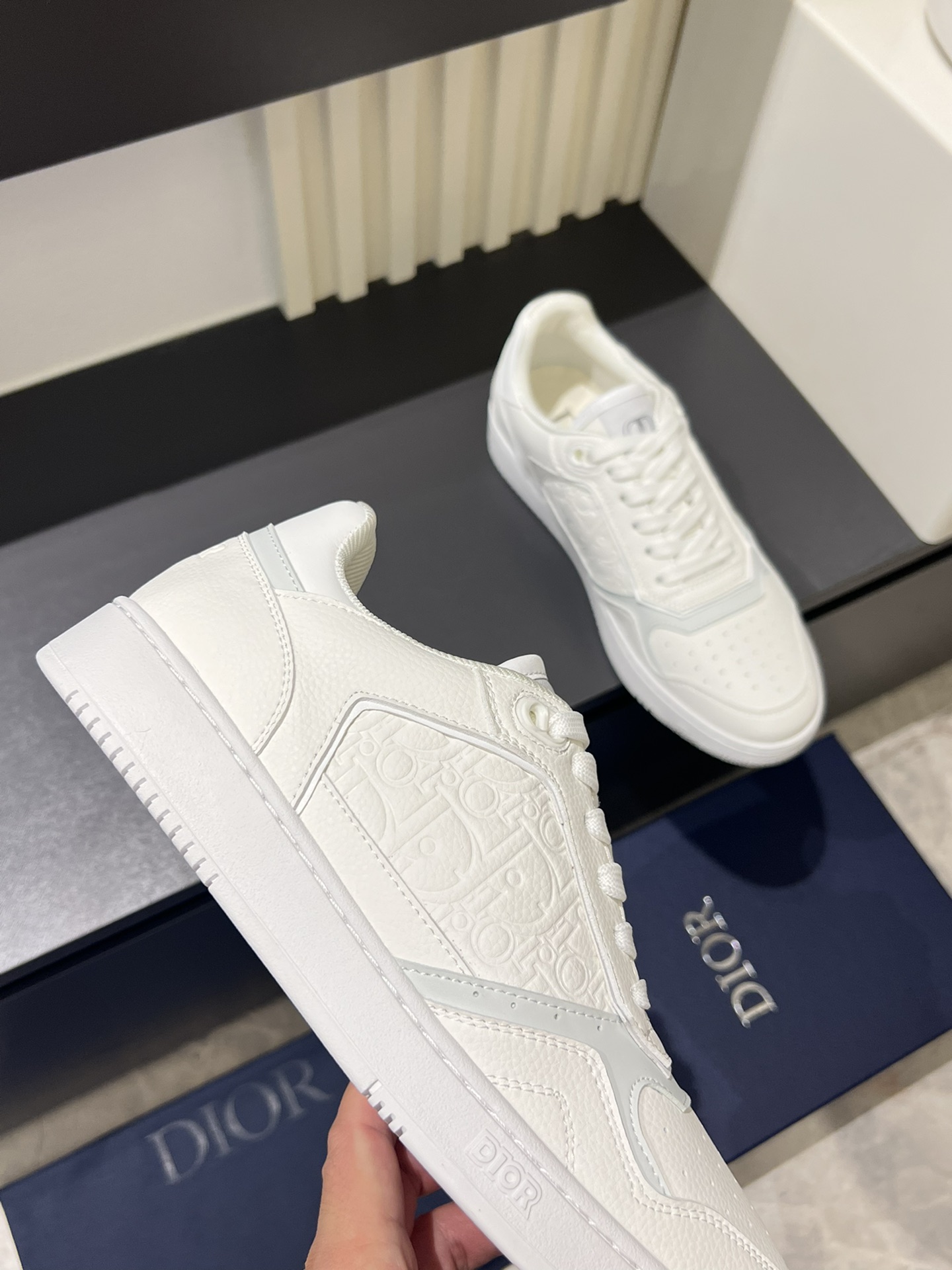 Dior B27 Low-Top Sneakers White Leather with Oblique Motif, Size 38-44 9 i1717322877 9256 5