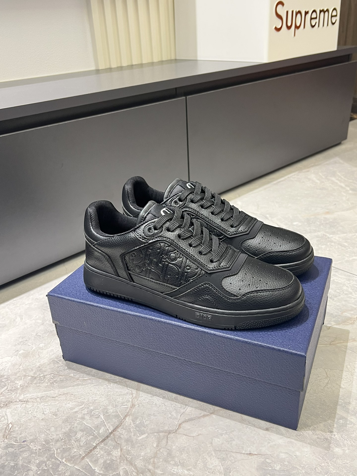 Dior B27 Black Leather Low-Top Sneakers CD Icon Lace-Up Casual Shoes 3 i1717323057 4455 3