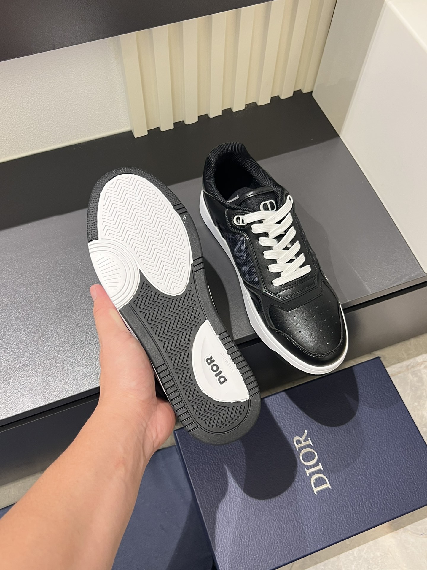 Dior B27 High-Top Sneakers Black Leather Oblique Jacquard, Men Size 38-44 8 i1717490751 9593 4