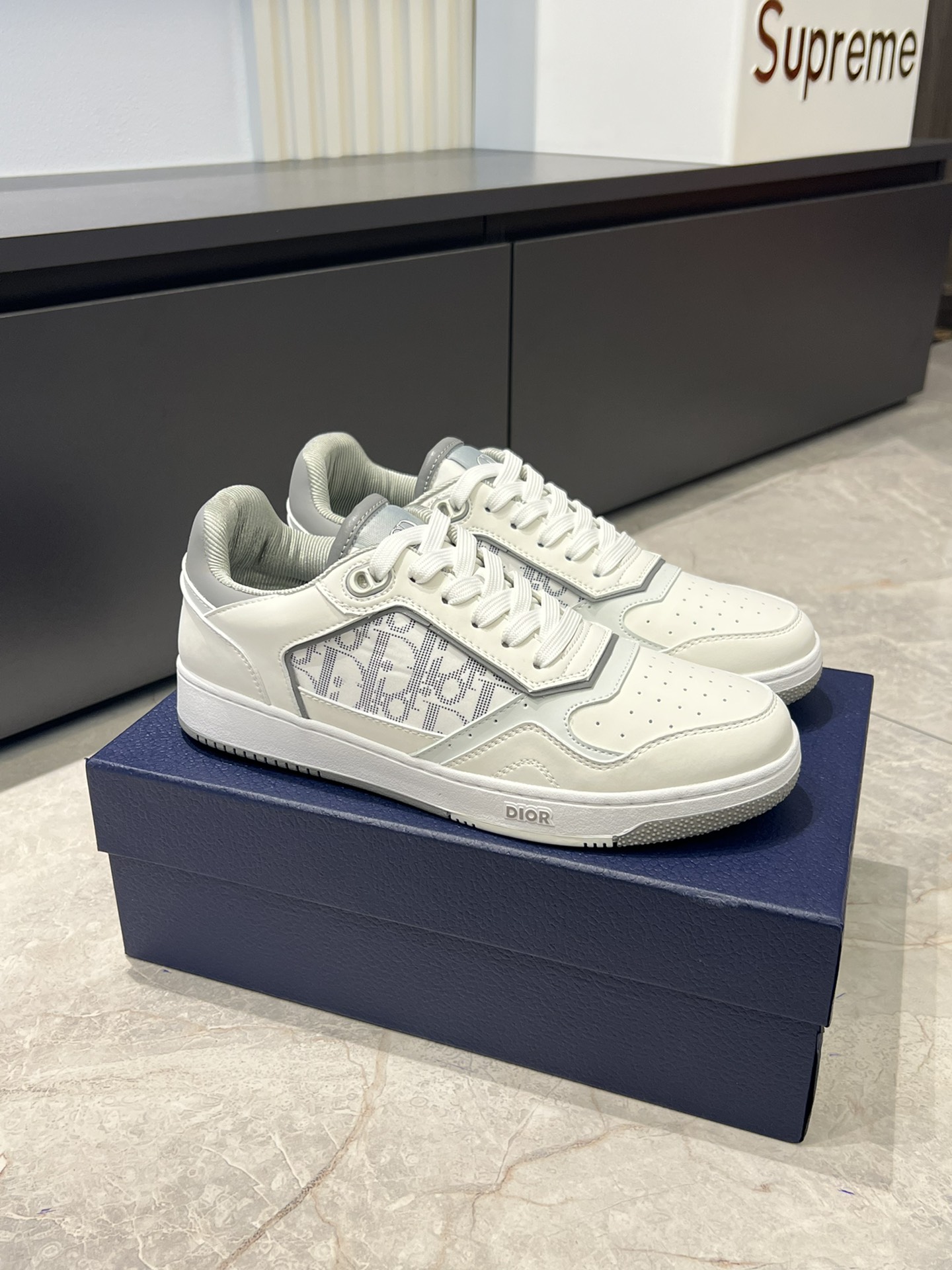 Dior B27 Low-Top Sneakers: Gray and White Leather with Oblique Print 3 i1717491327 3178 0